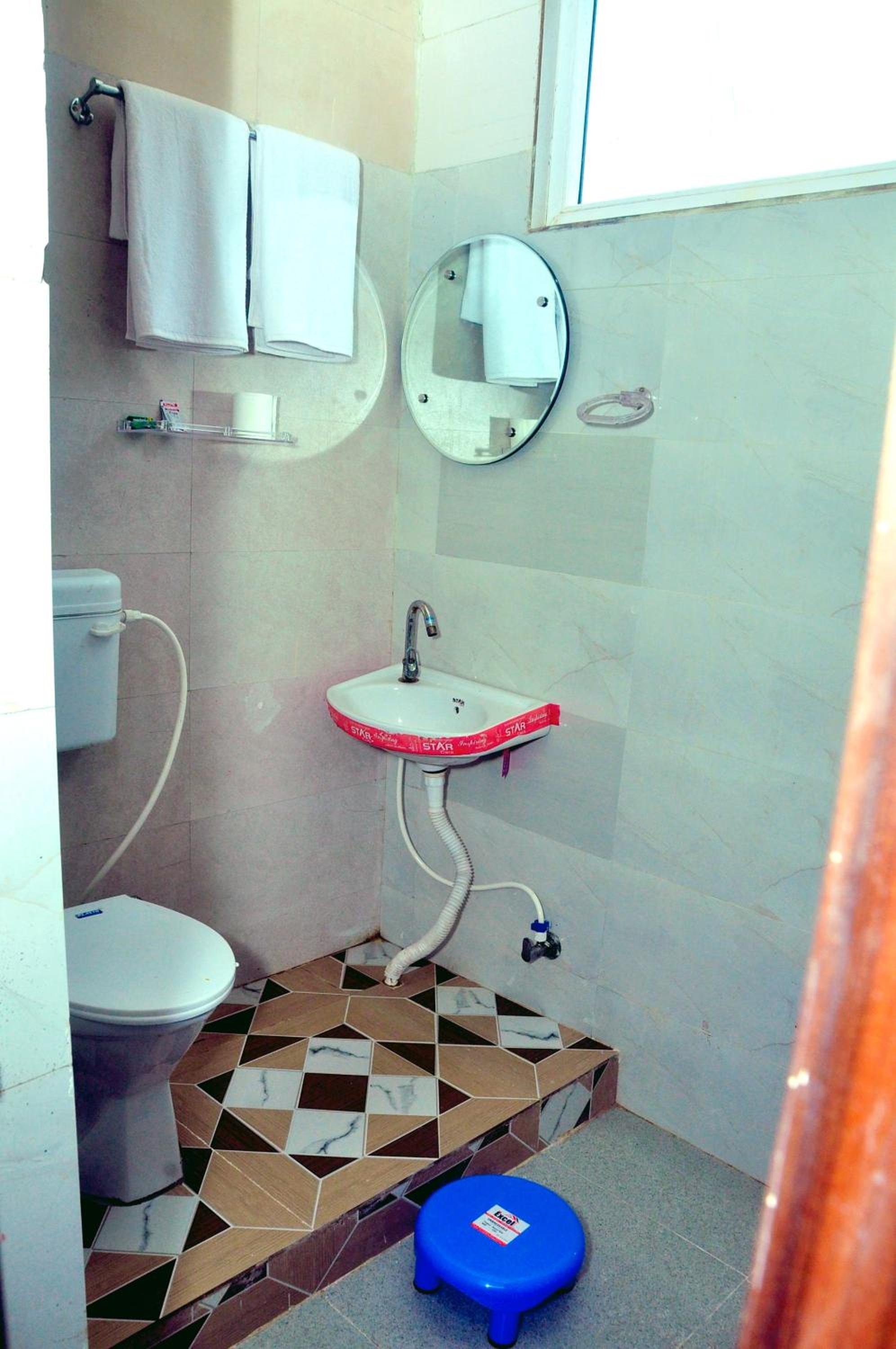 Deluxe Room (2 Adults + 1 Child) photo 3