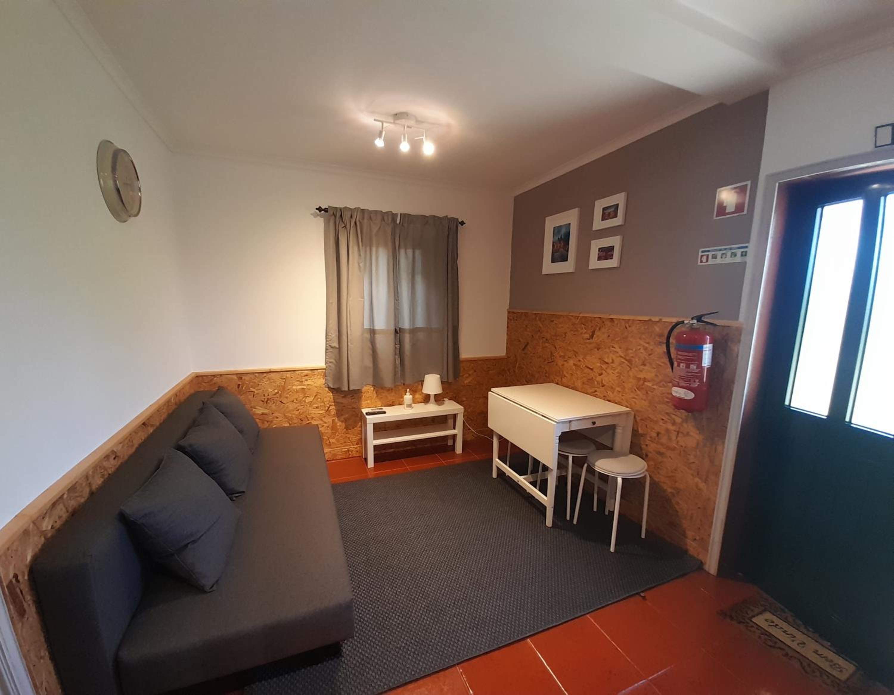 One-Bedroom House photo 3
