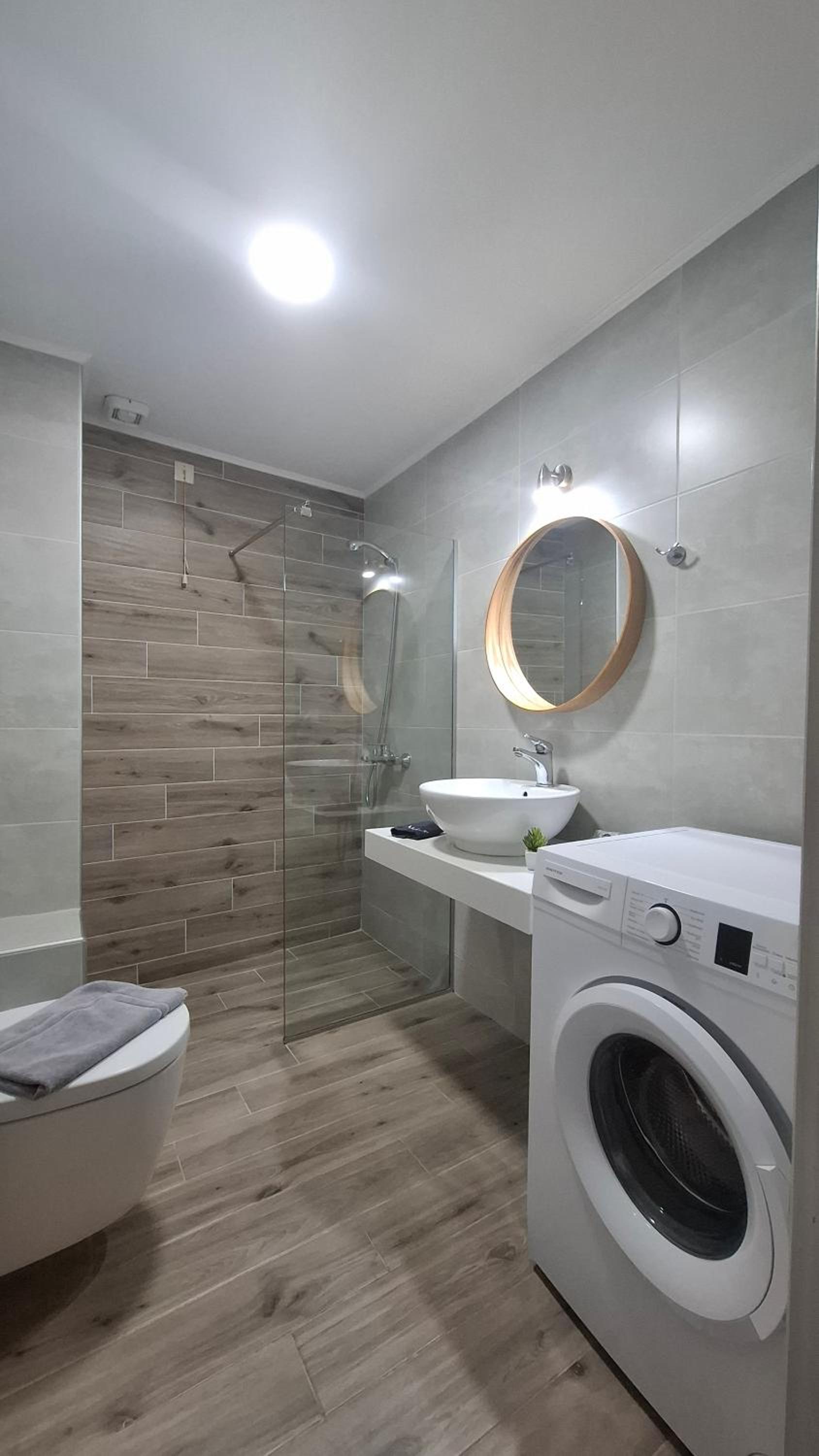 One-Bedroom Family Apartment