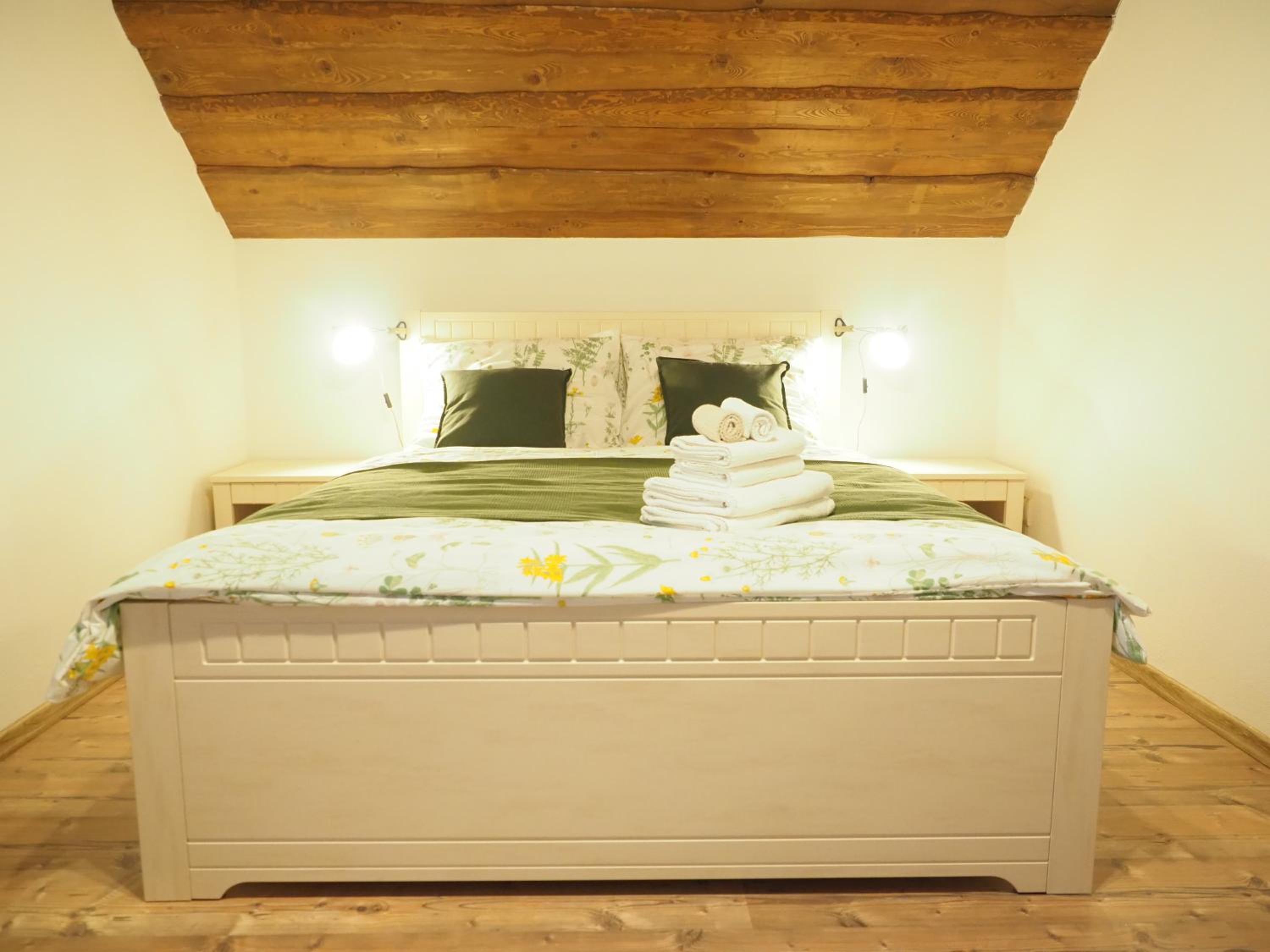 Double Room with Balcony - Photo 1