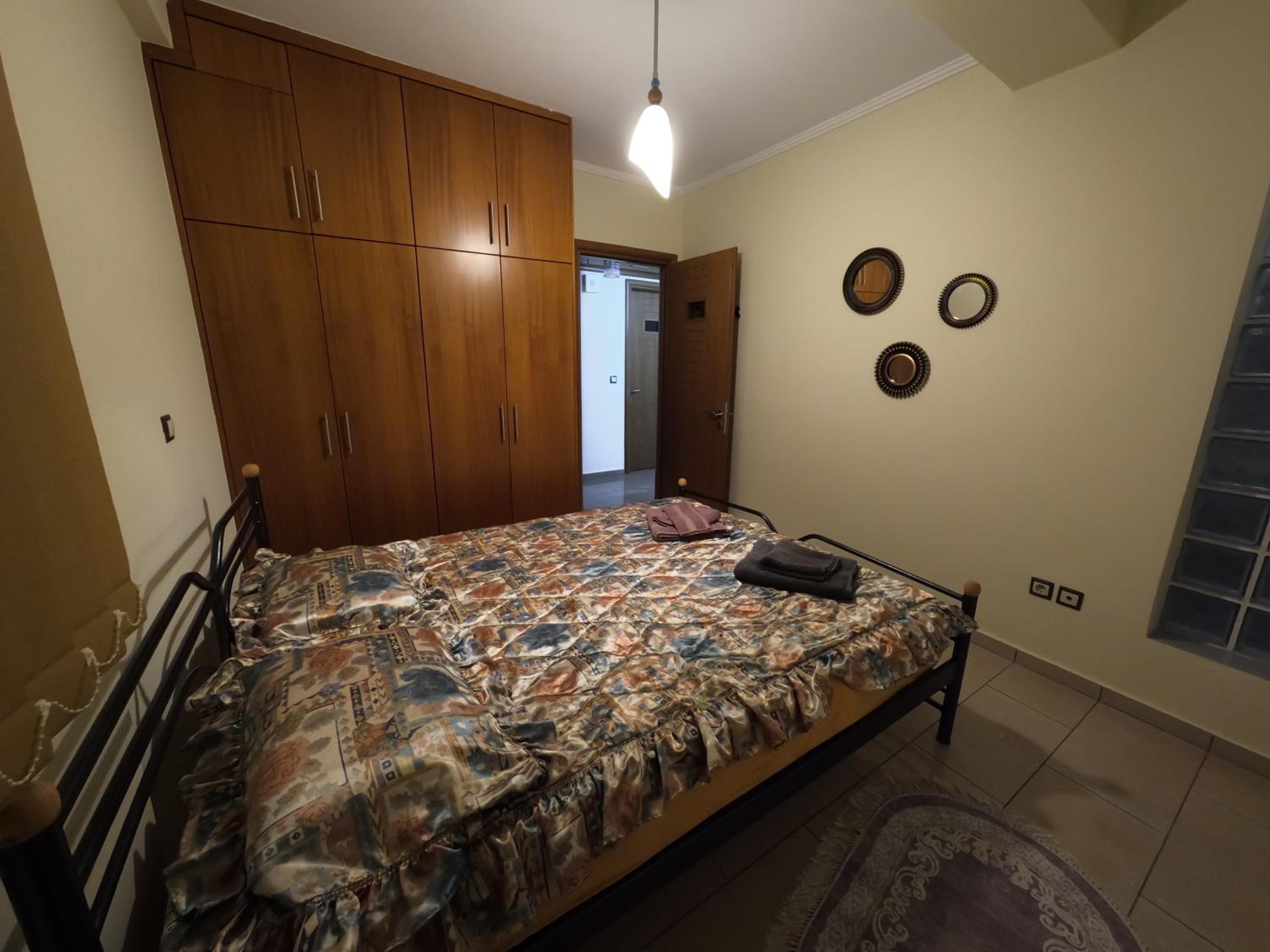 Two-Bedroom Apartment - Photo 7