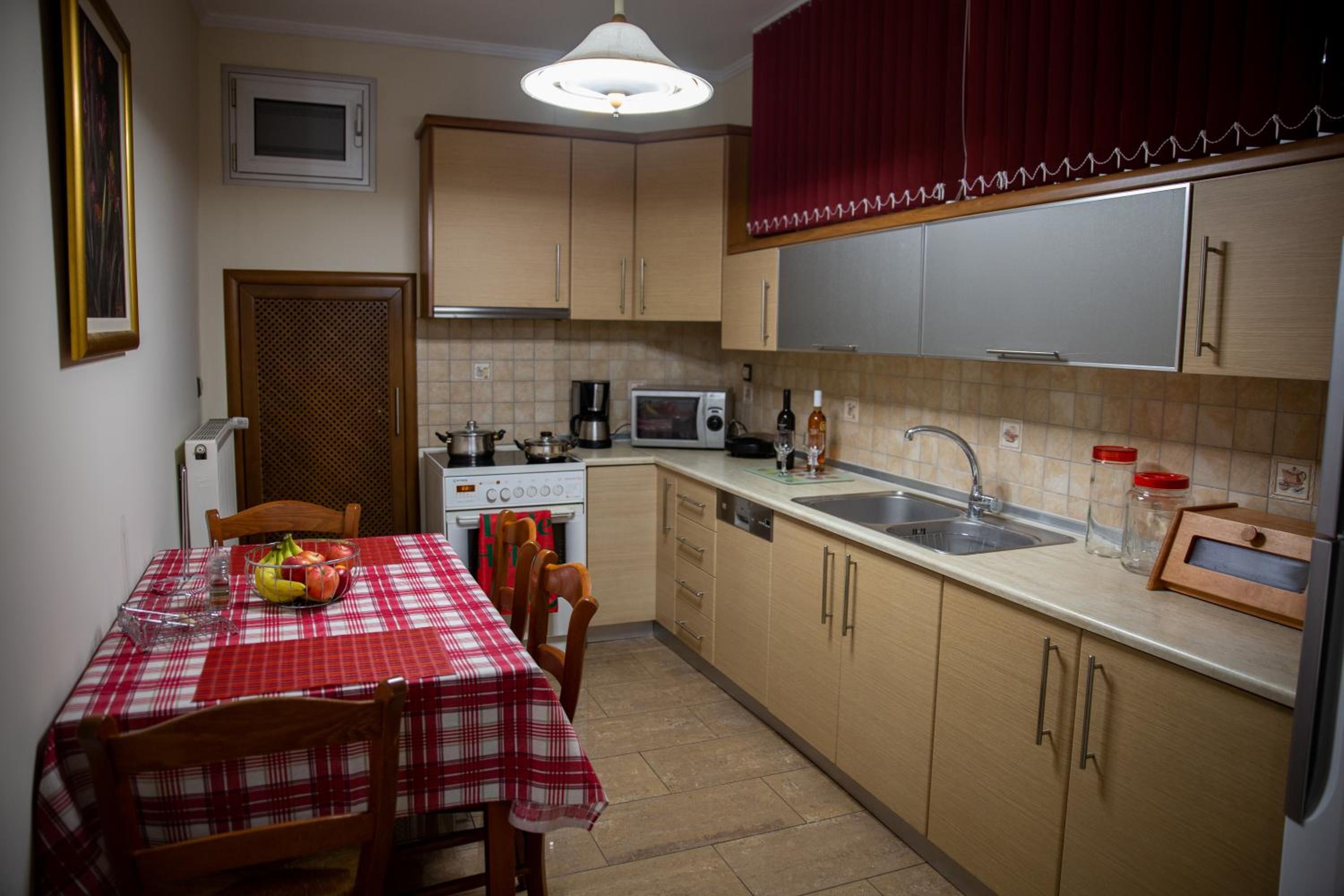 Two-Bedroom Apartment - Photo 11