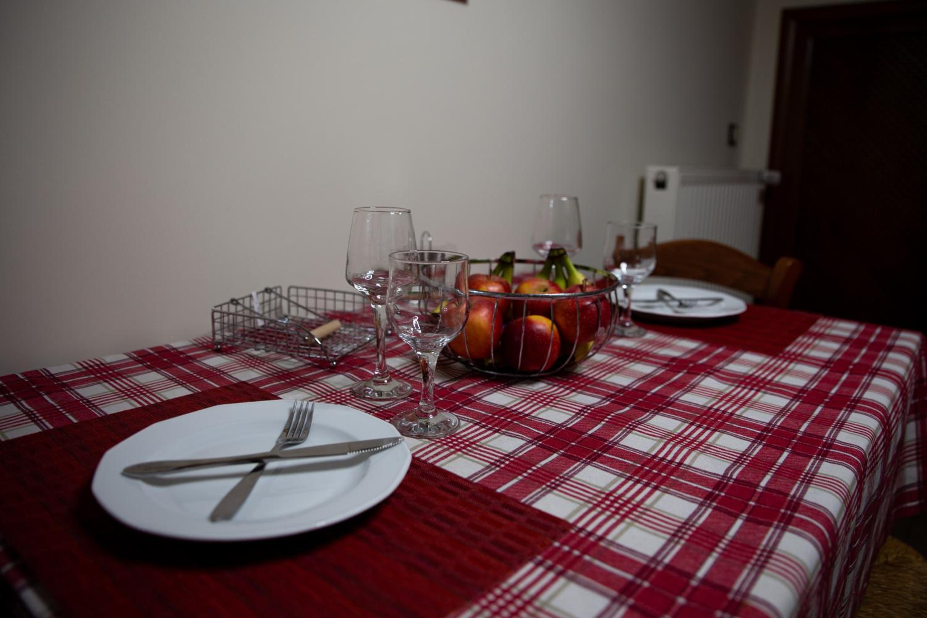 Two-Bedroom Apartment - Photo 12