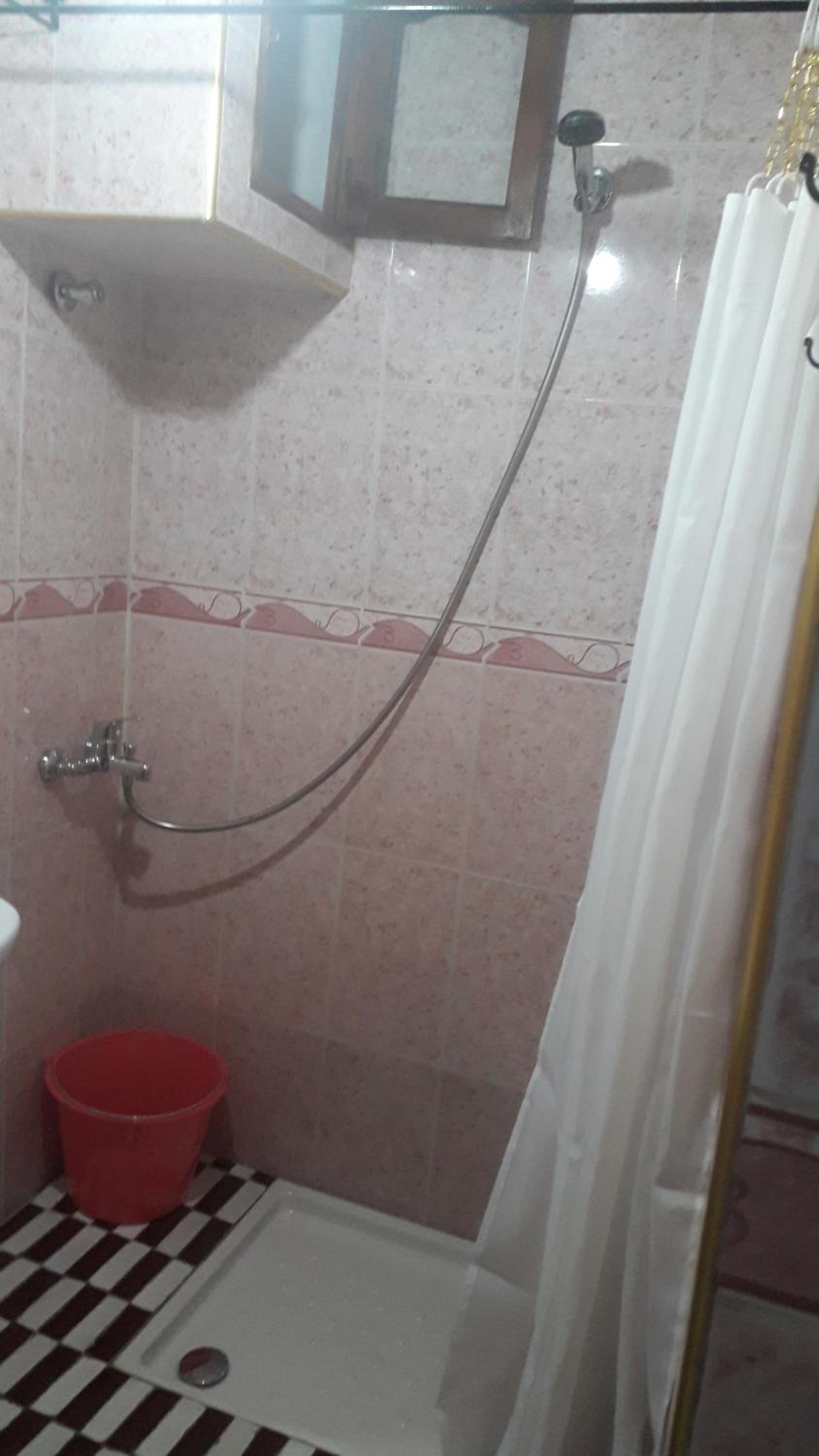 Double Room with Private External Bathroom - Photo 7