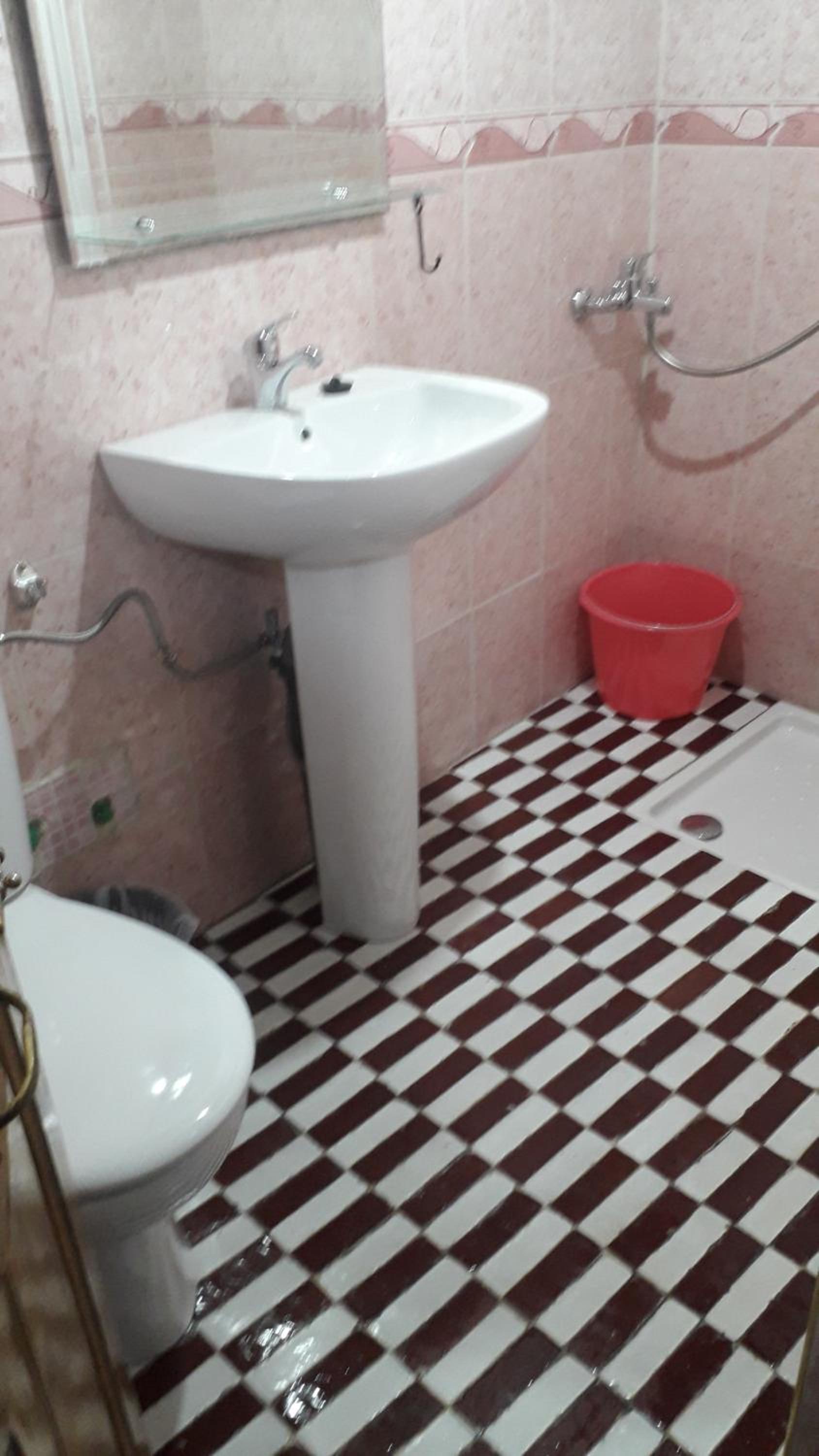 Double Room with Private External Bathroom - Photo 5