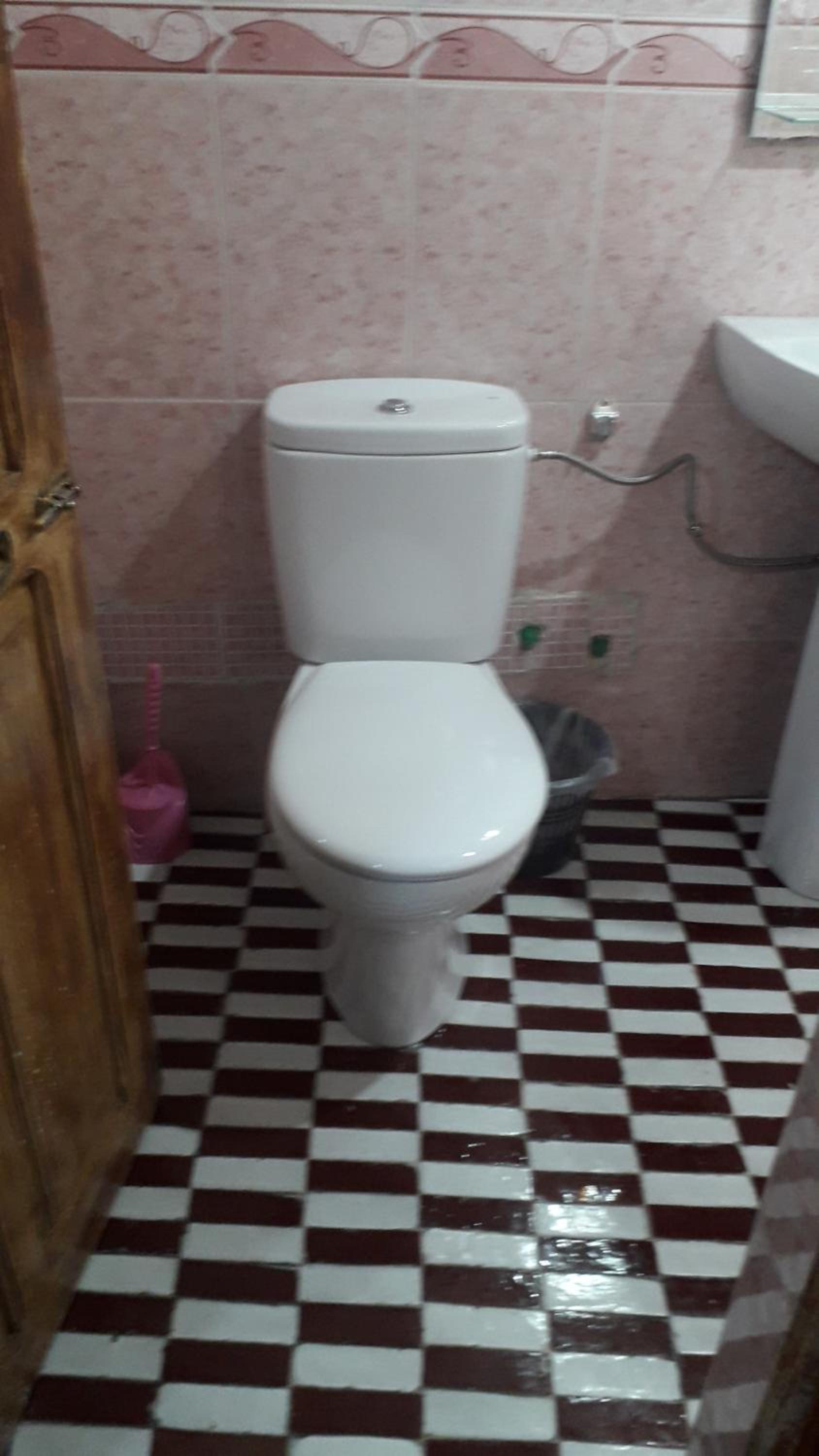 Double Room with Private External Bathroom - Photo 2