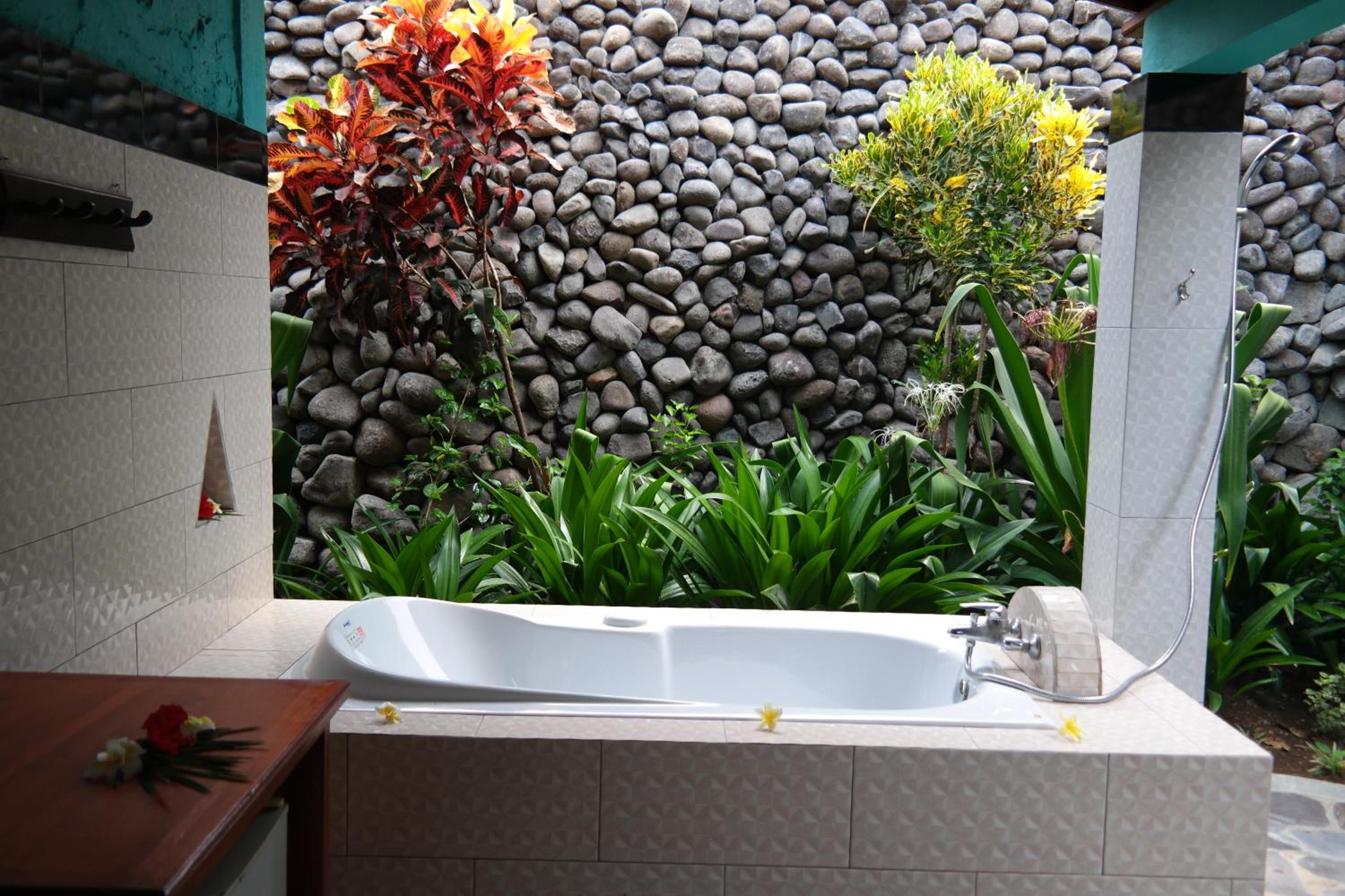 Superior Room with Ocean View - Photo 6