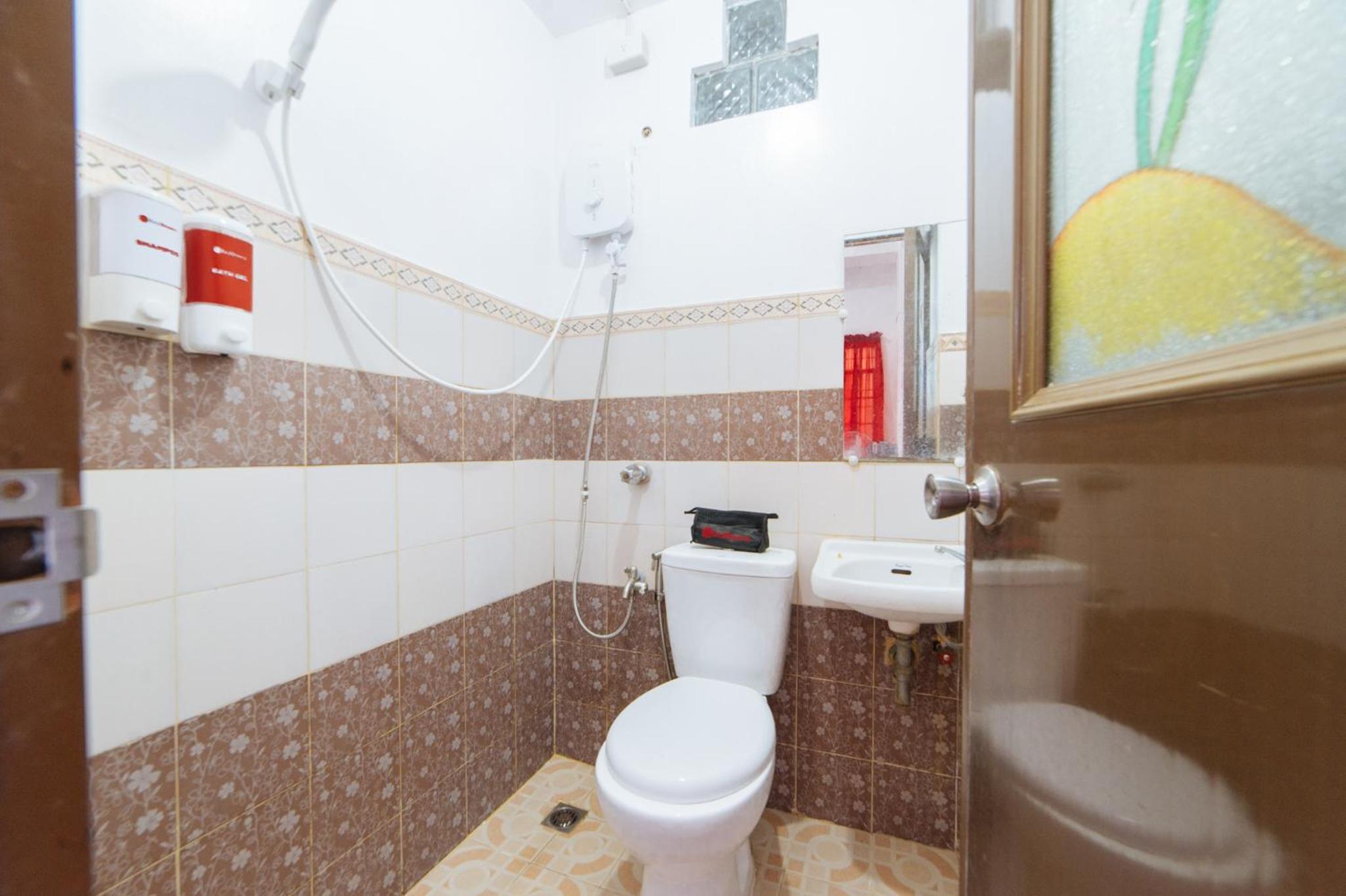 Double Room - Photo 2