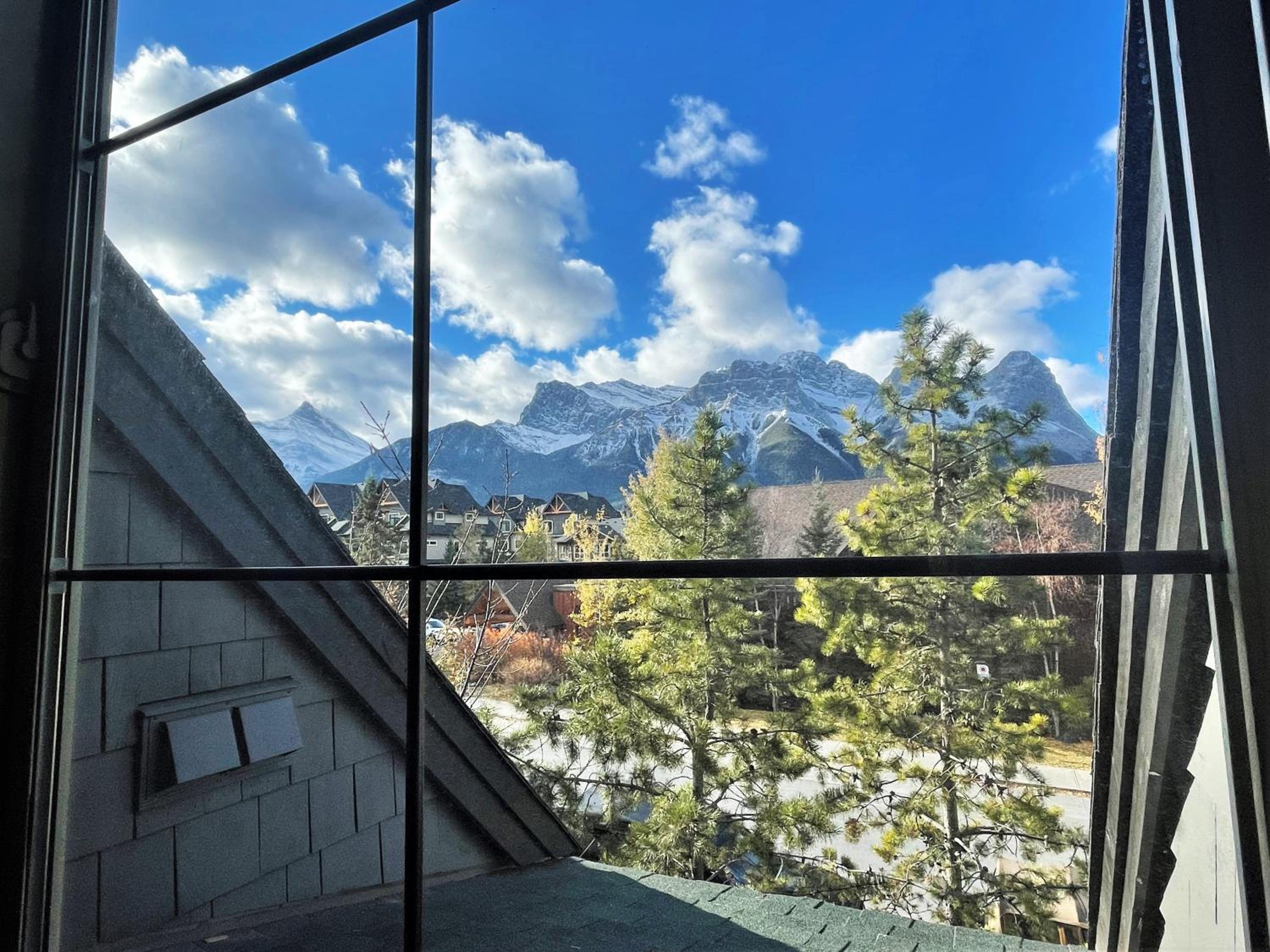 Two-Bedroom Chalet photo 2