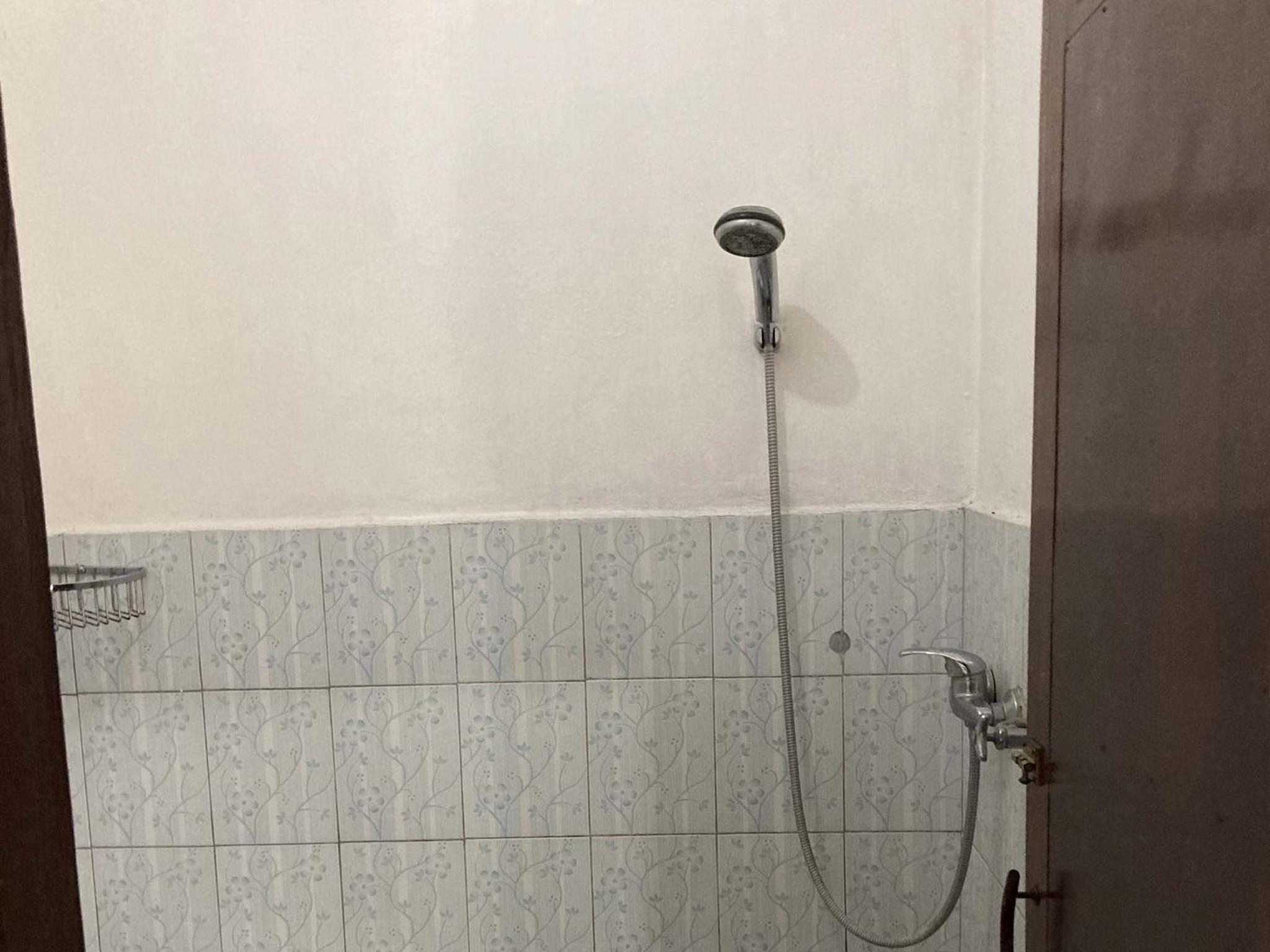 Standard Double Room with Fan - Photo 6