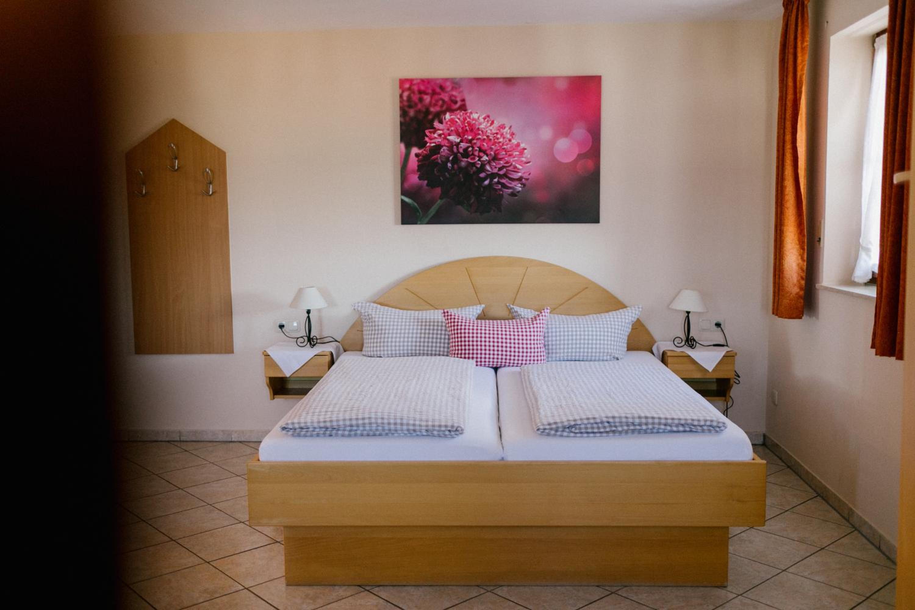 Triple Room - Photo 6