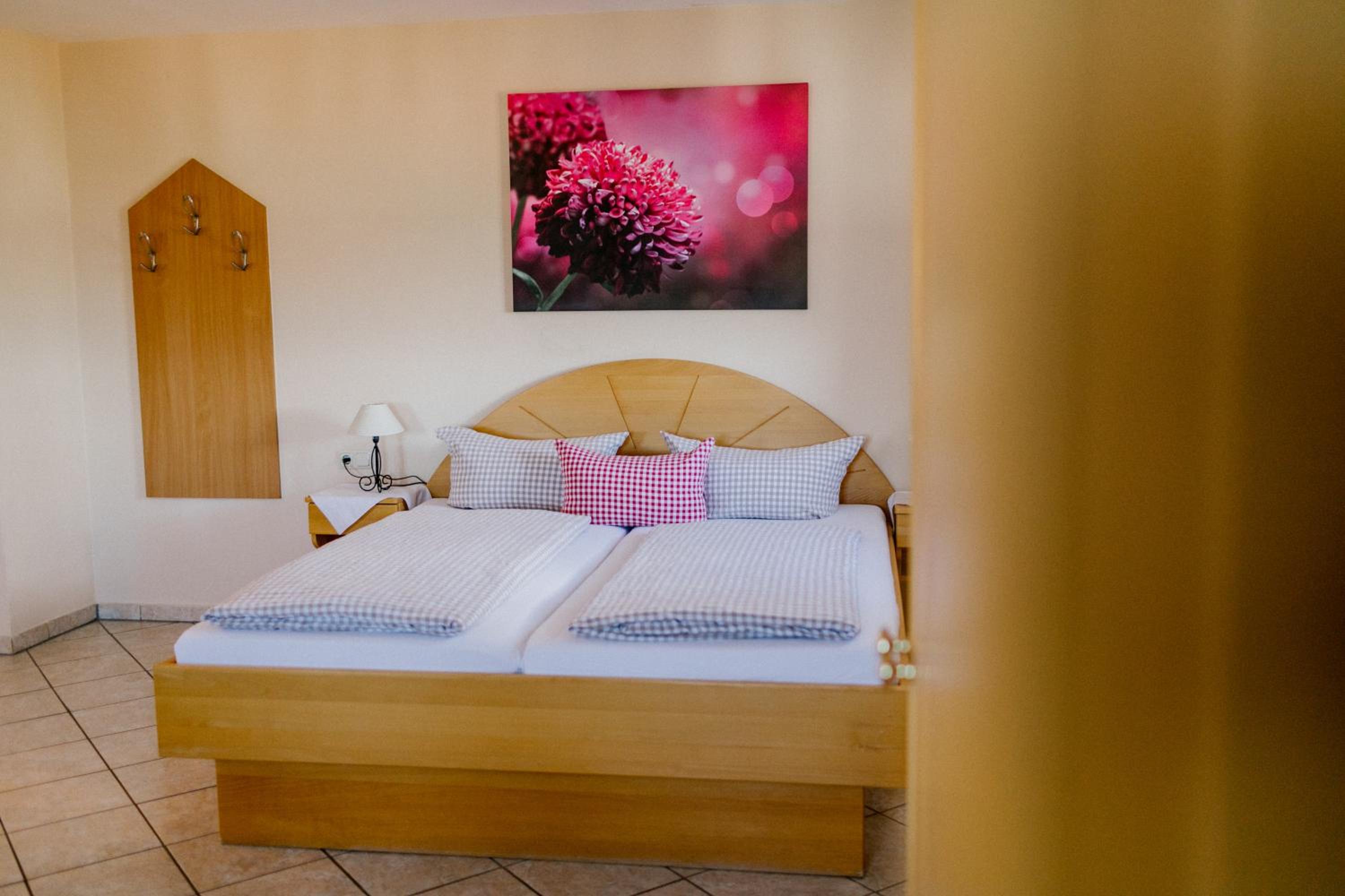Triple Room - Photo 13