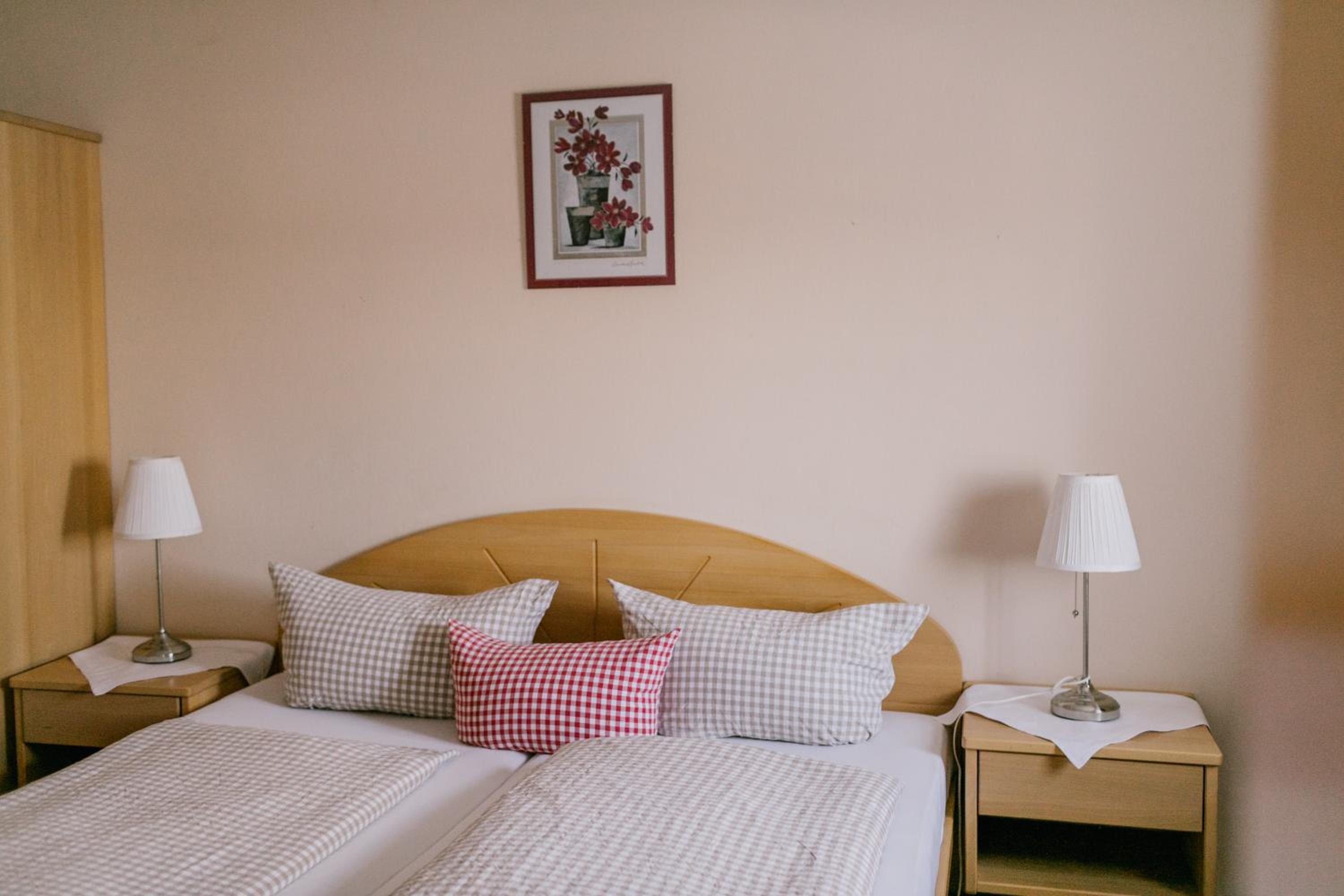 Double Room - Photo 25