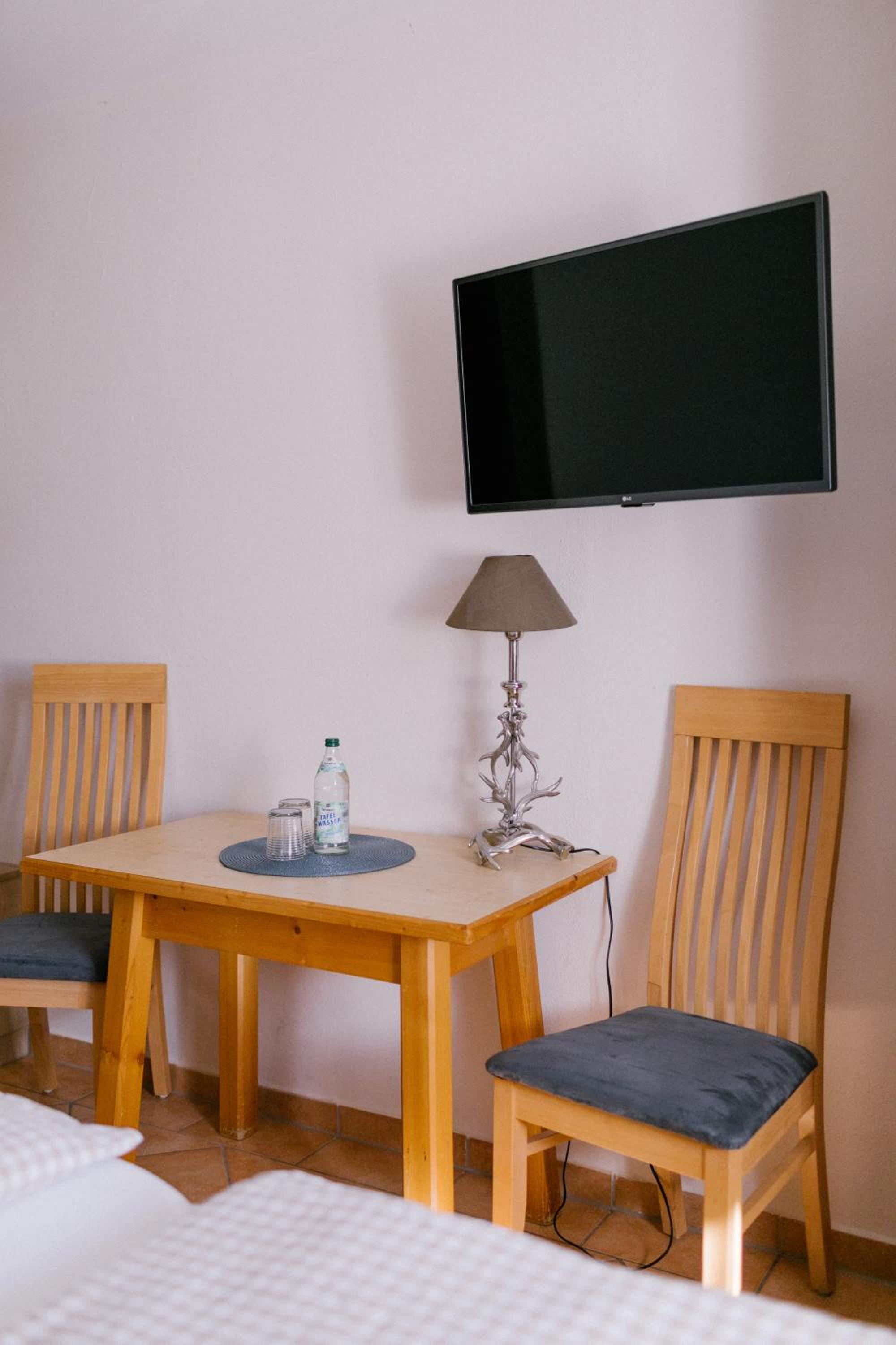 Double Room - Photo 4