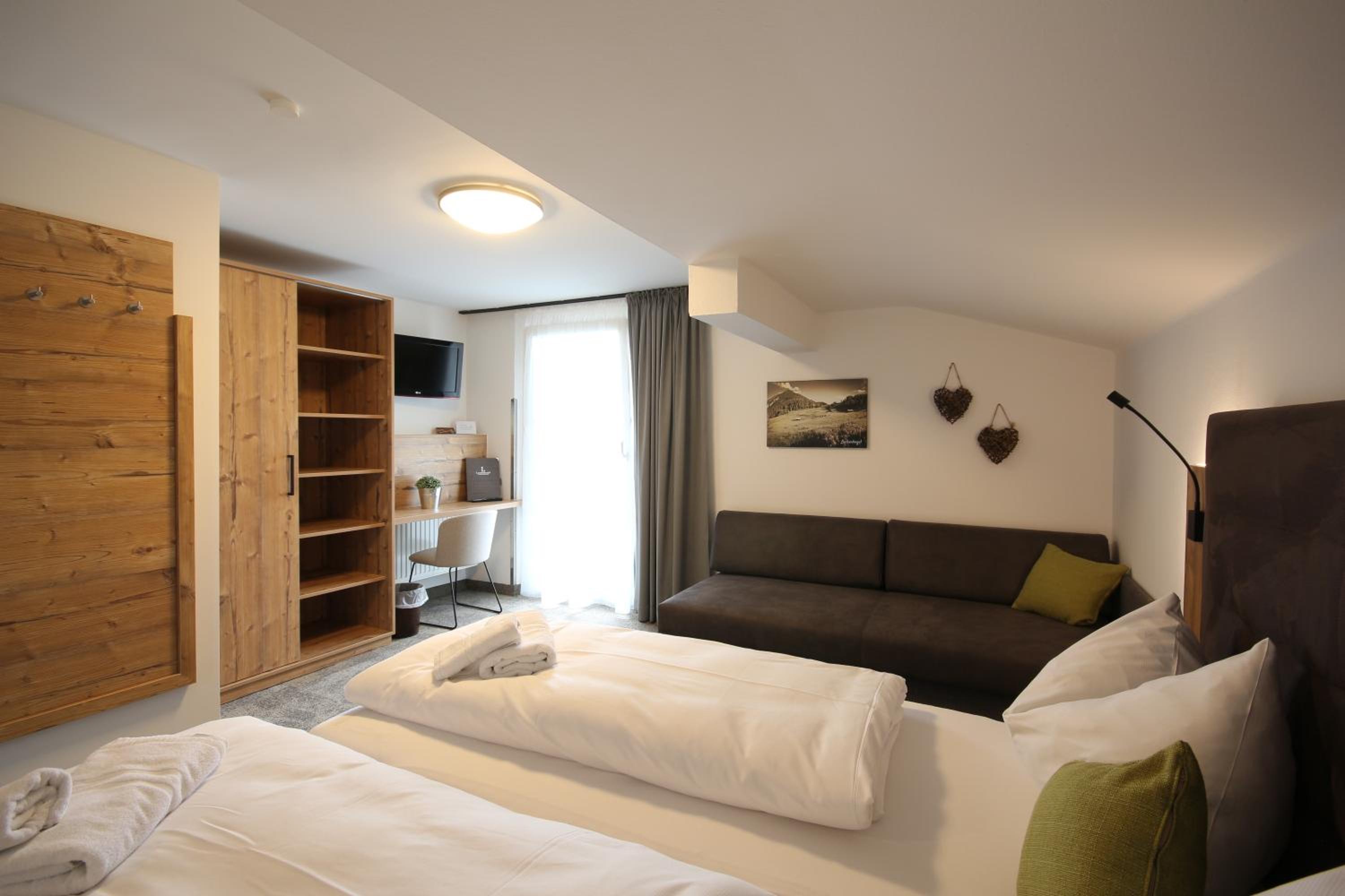 Family Suite photo 2