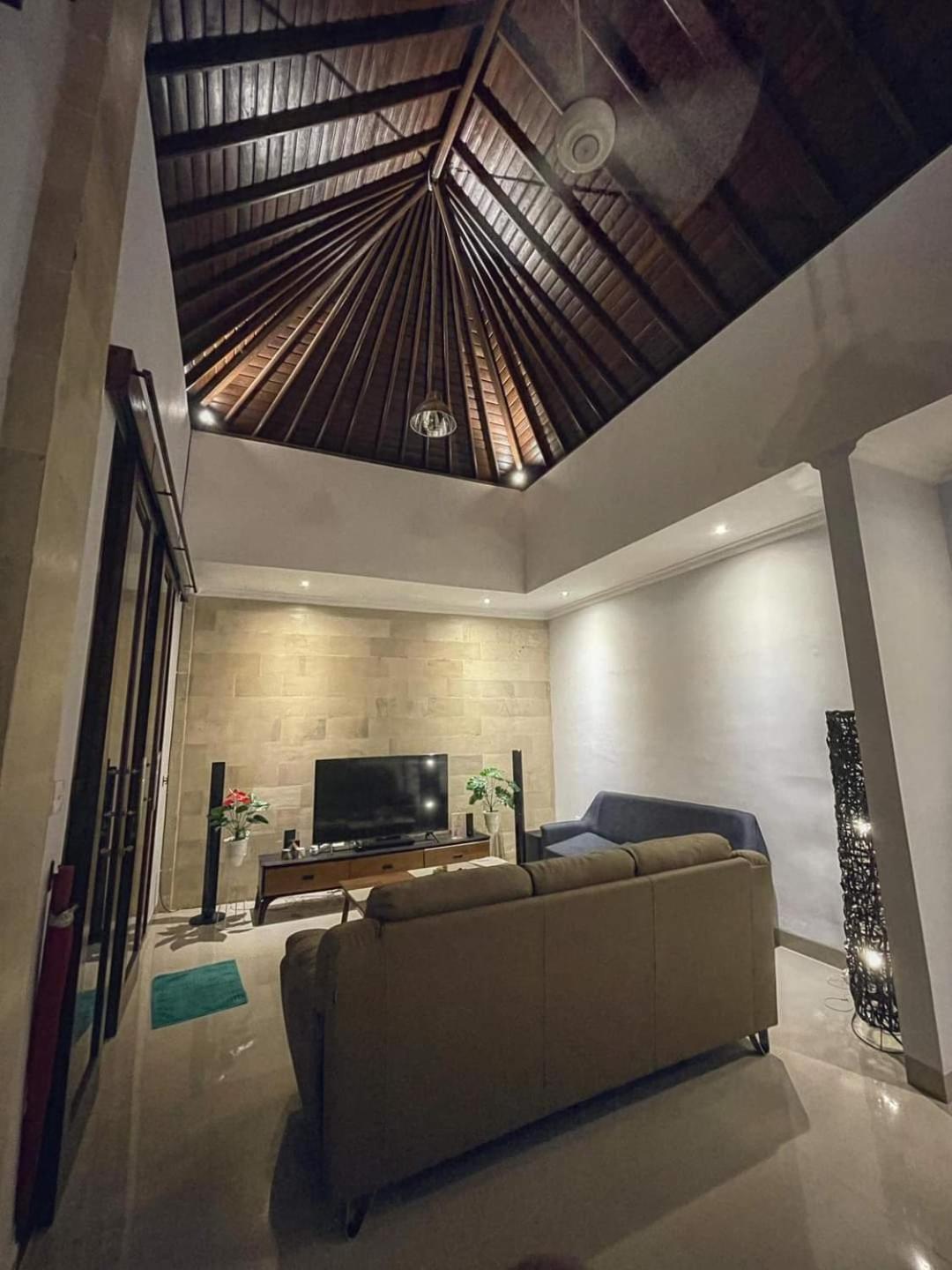 Two-Bedroom Villa - Photo 20
