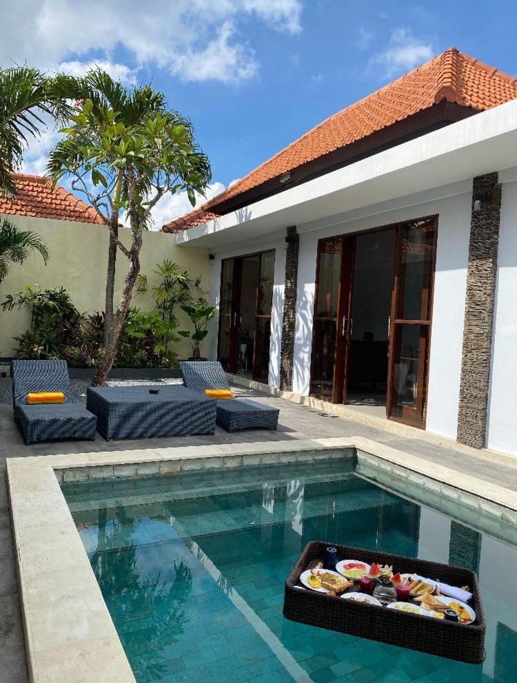 Two-Bedroom Villa - Photo 12