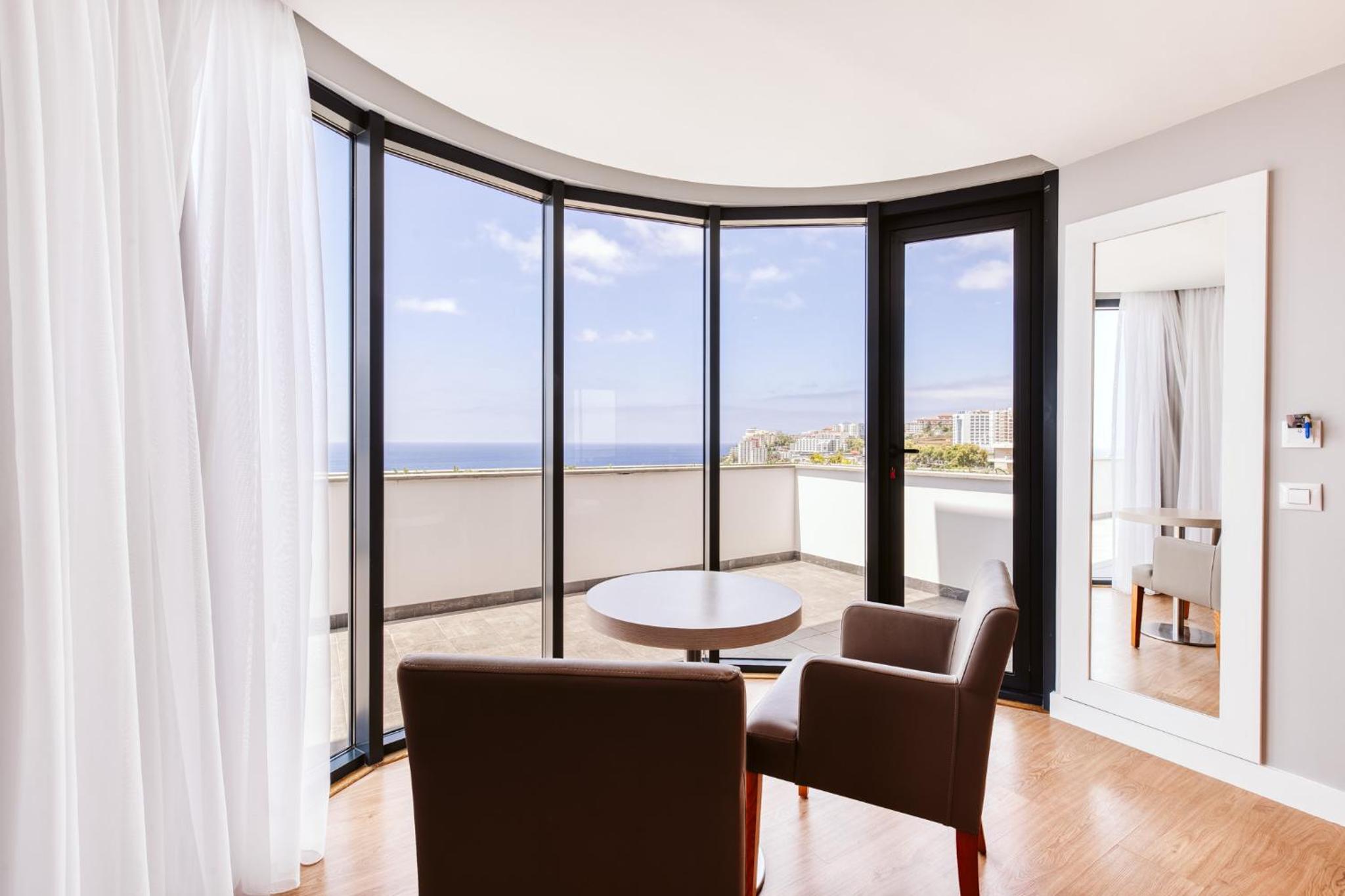 Junior Suite with Sea View