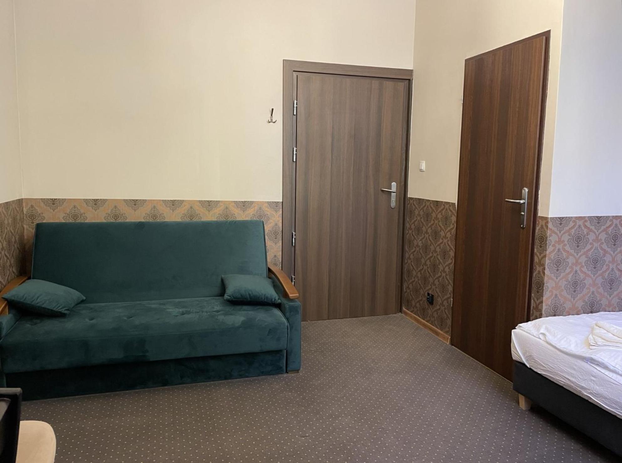 Comfort Quadruple Room - Photo 7