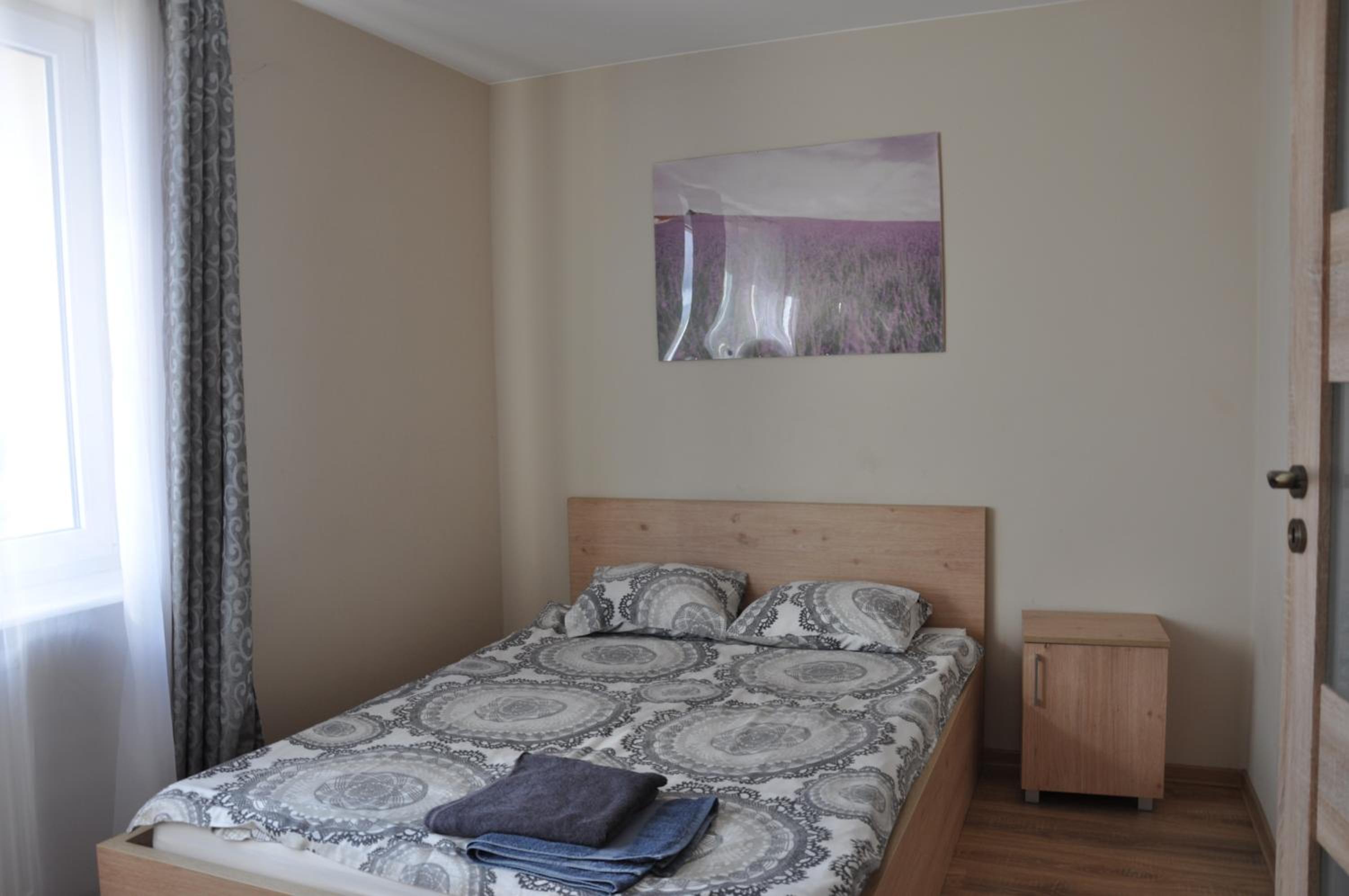 One-Bedroom Apartment photo 2
