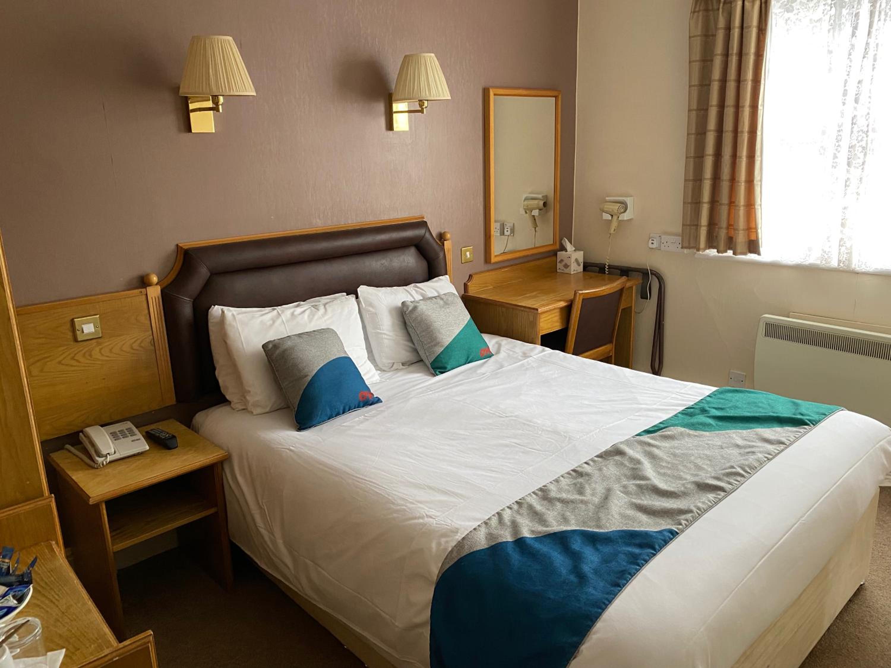 Standard Double Room - Photo 4