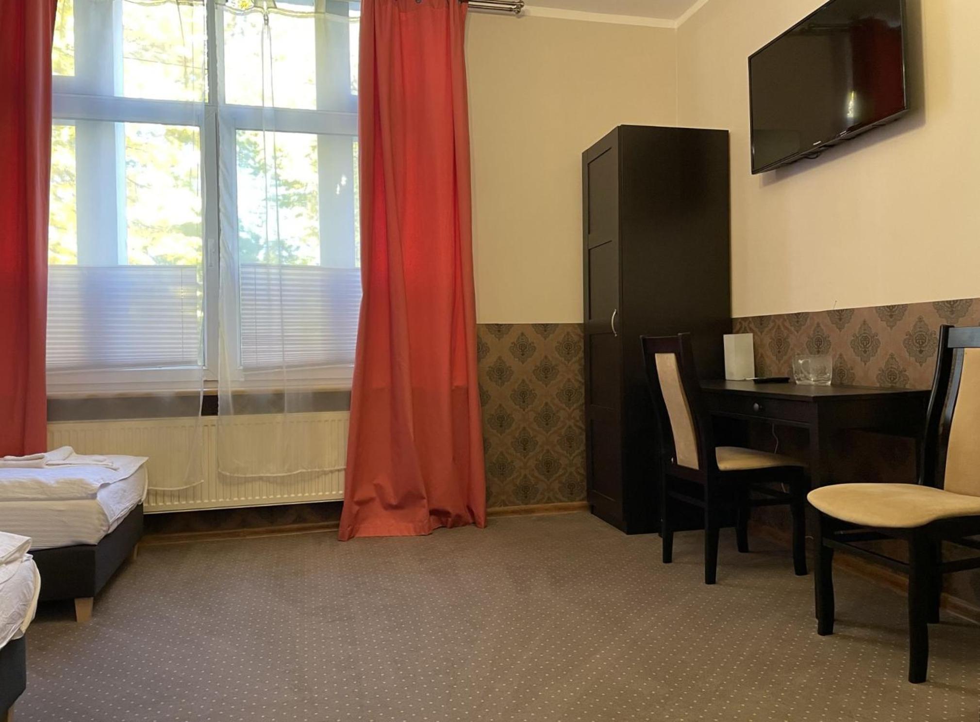 Comfort Quadruple Room - Photo 8