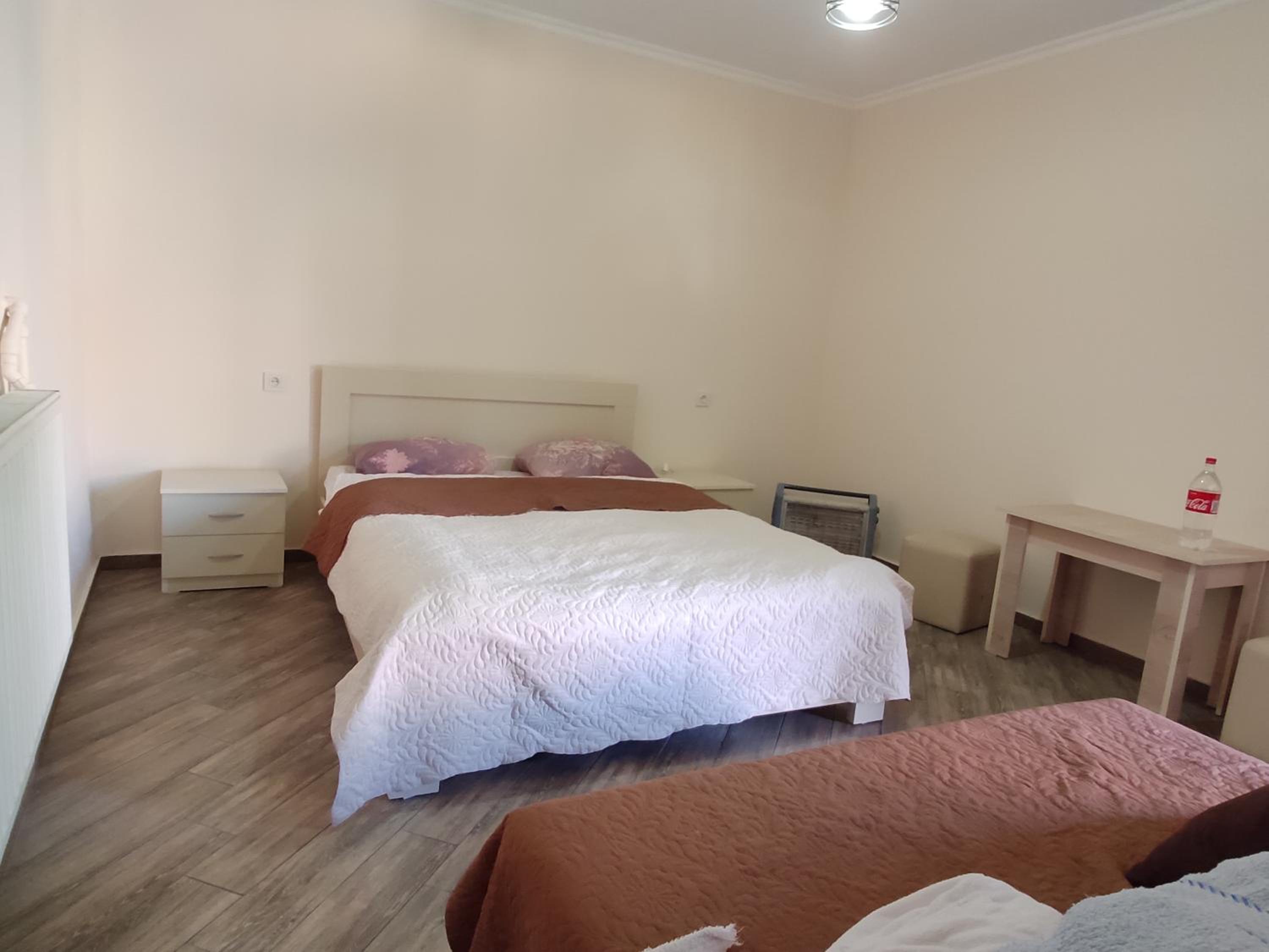 Studio Apartment photo 1