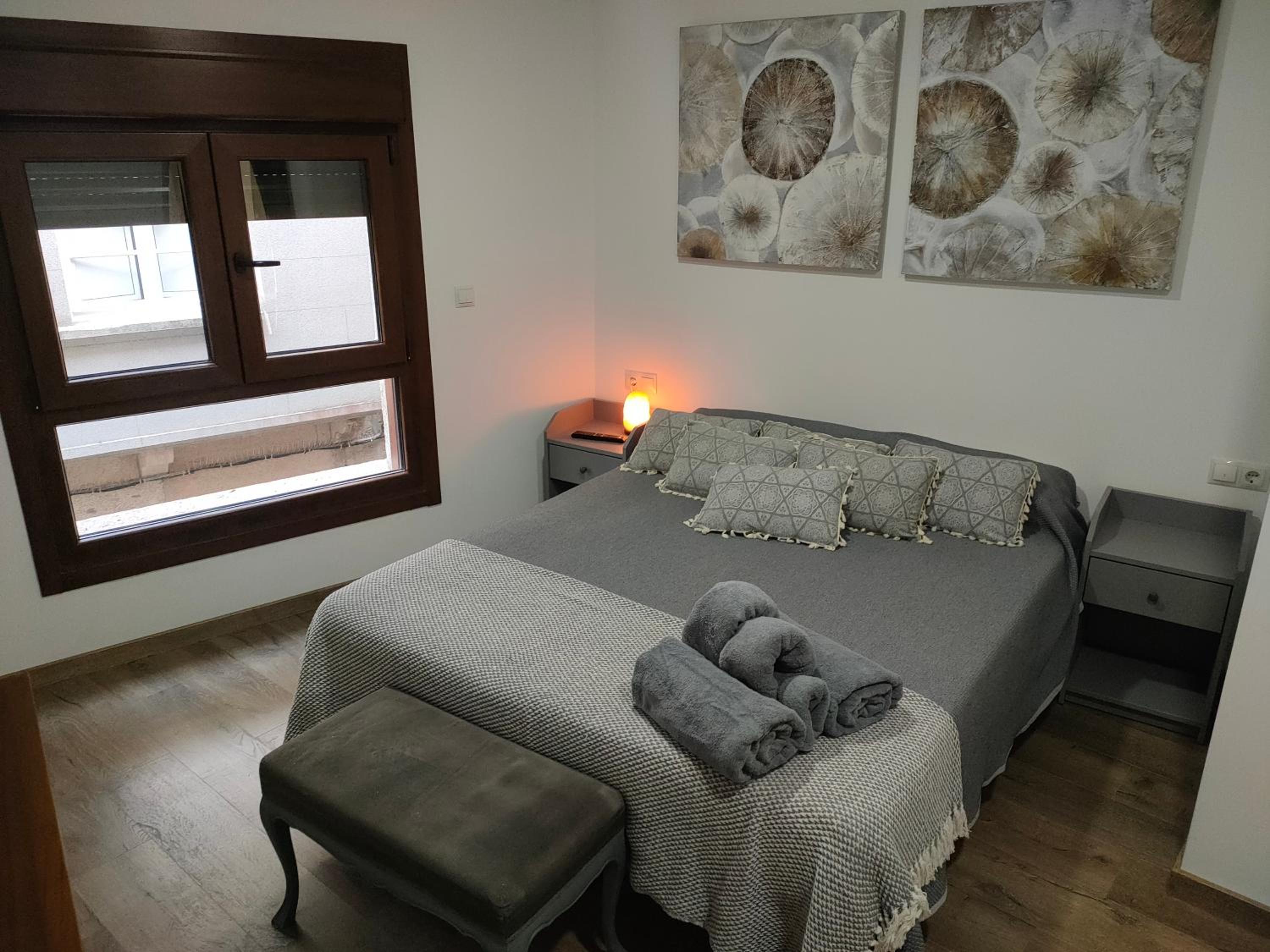 Three-Bedroom House photo 2