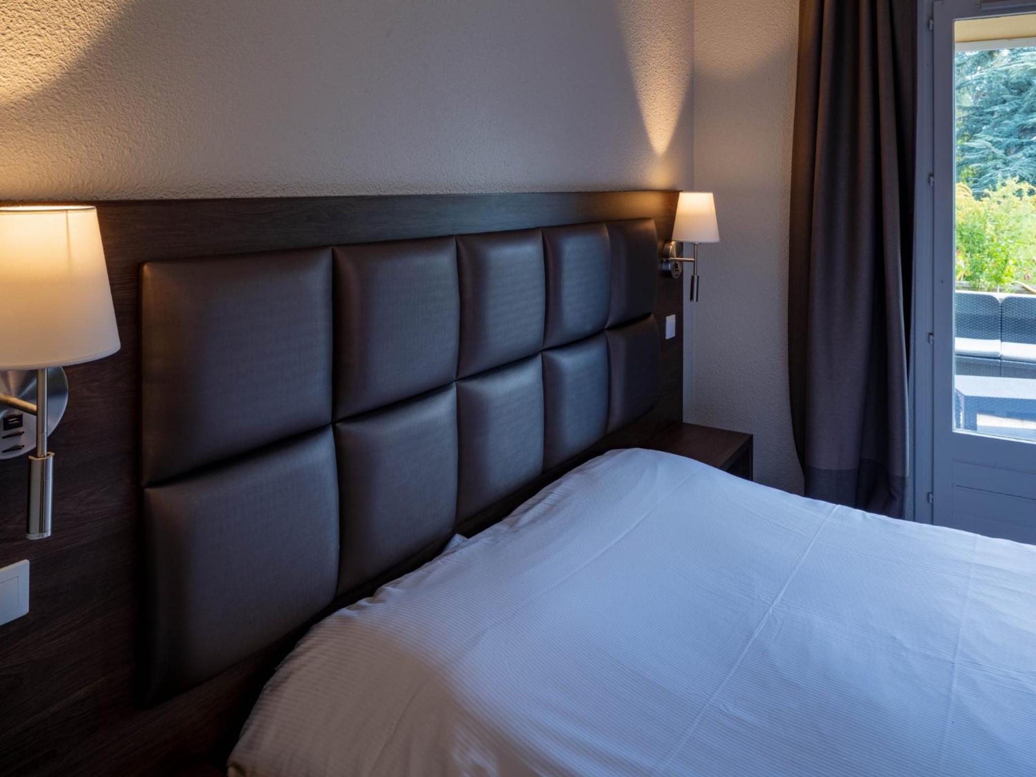 Standard Double Room - Photo 10