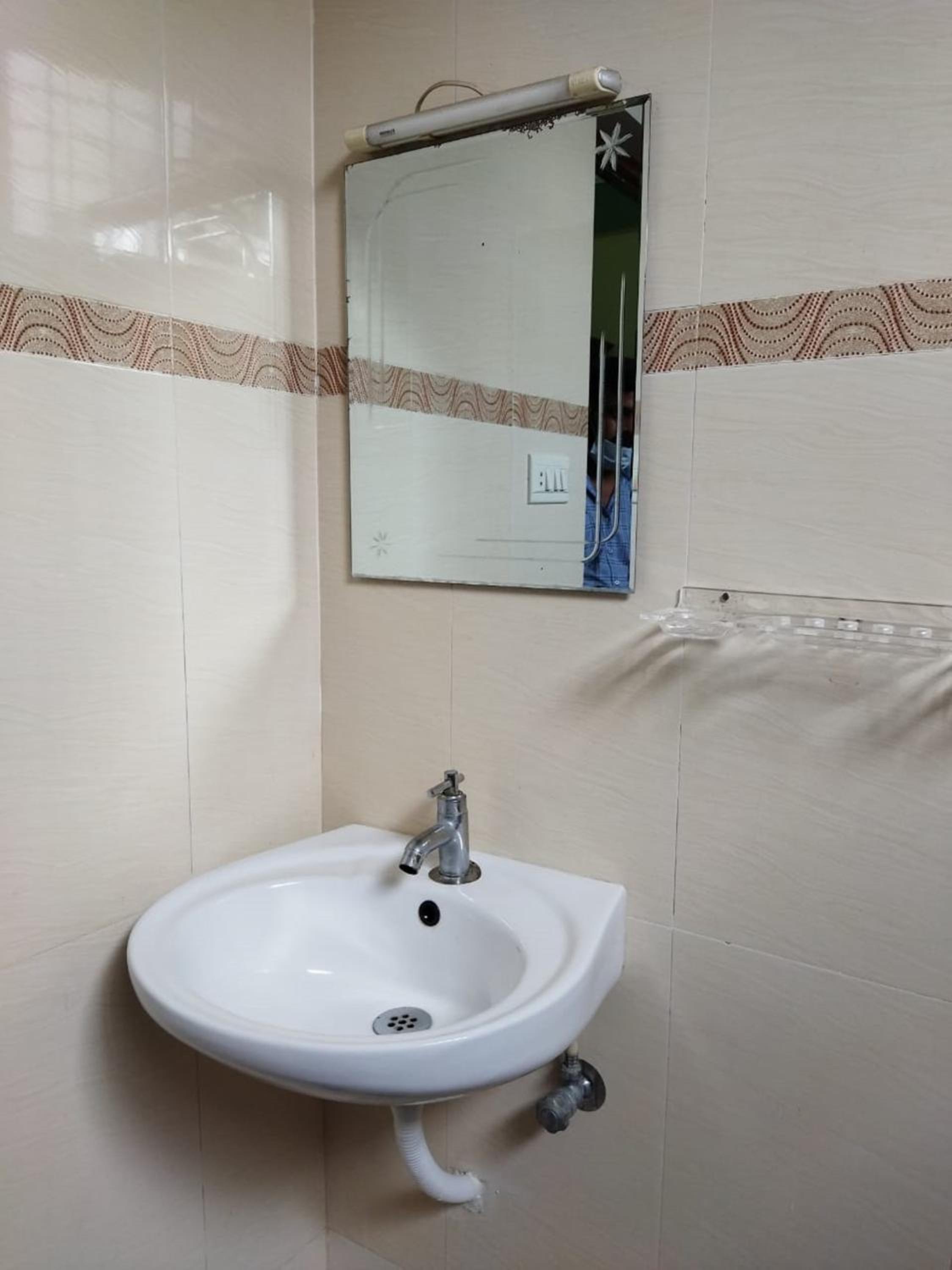 Standard Double Room with Fan photo 2