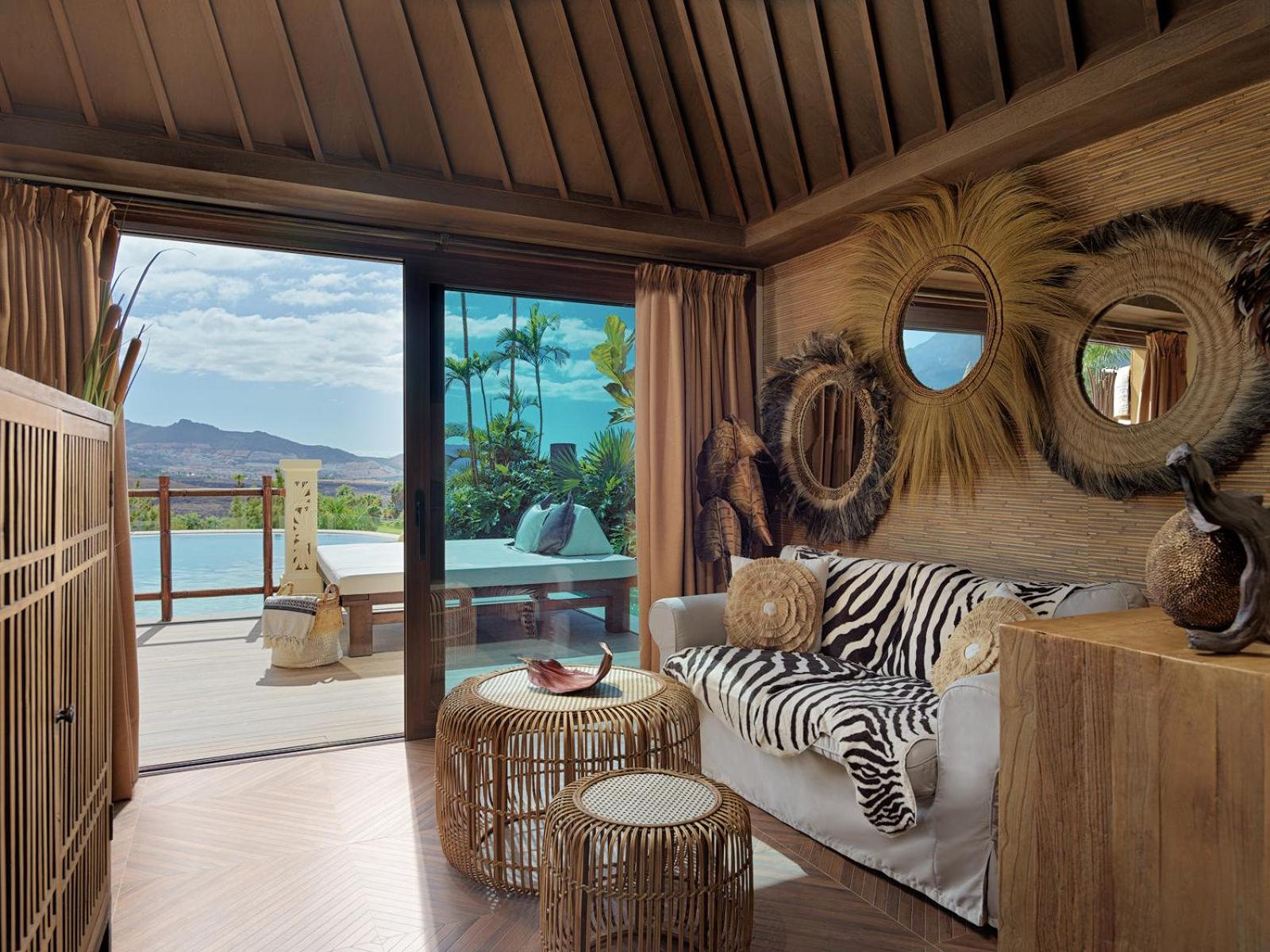 1 Bedroom Lagoon Villa