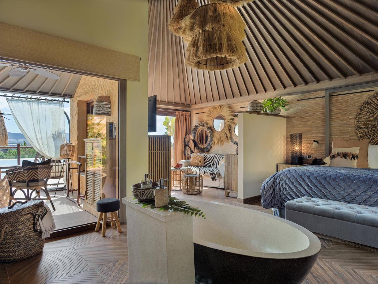 1 Bedroom Lagoon Villa thumbnail 6