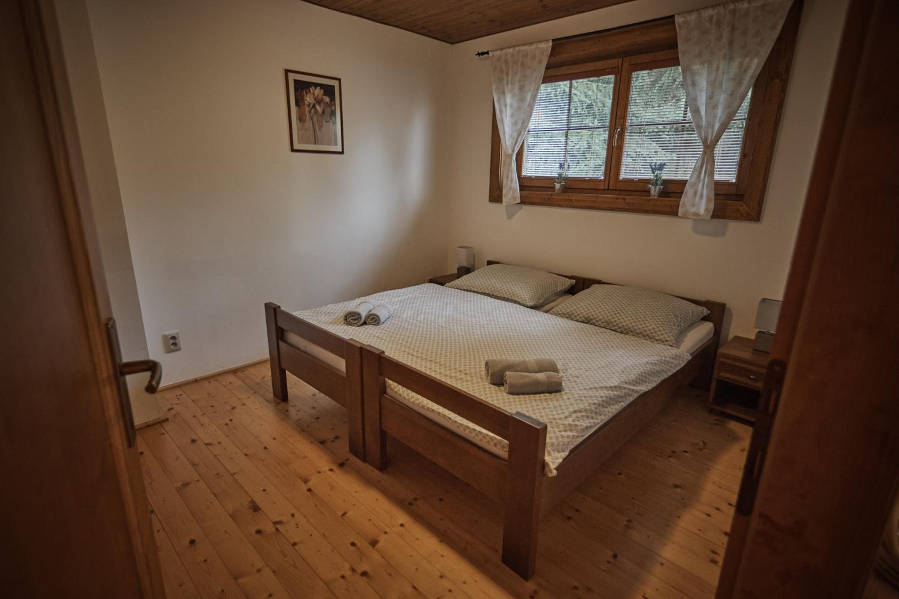 Standard Twin Room with Mountain View photo 2