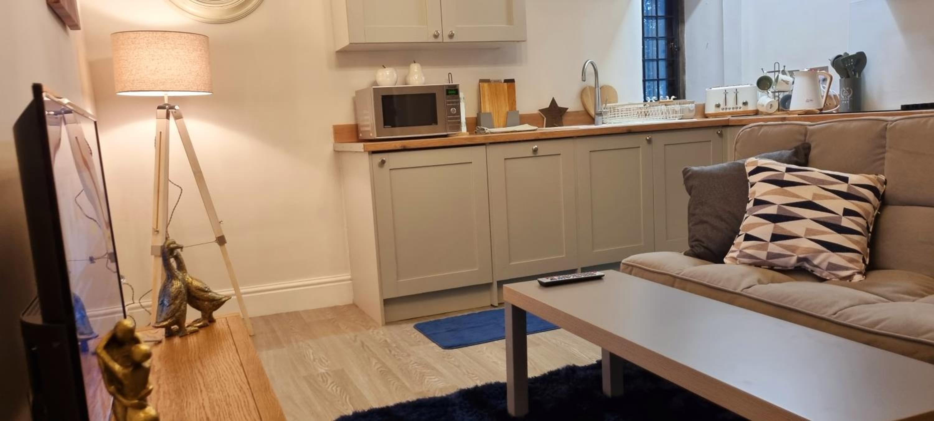 One-Bedroom House photo 3