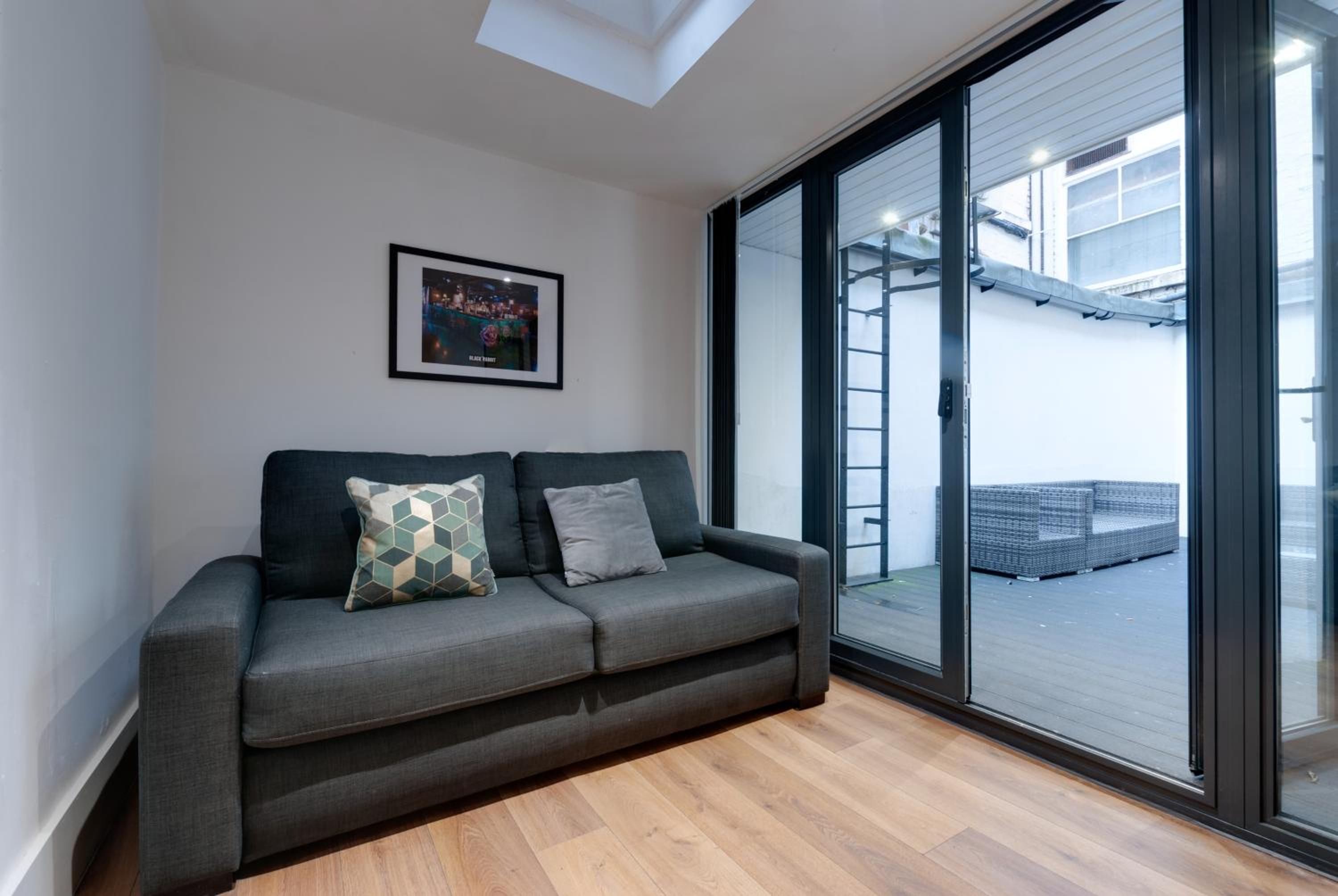 Superior Apartment - Photo 9