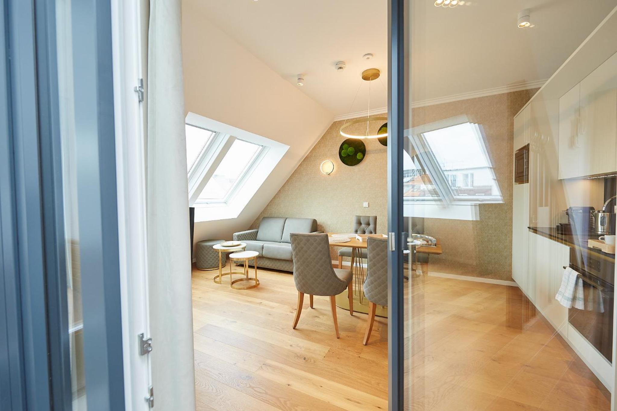 Deluxe Two-Bedroom Apartment with Steam Shower