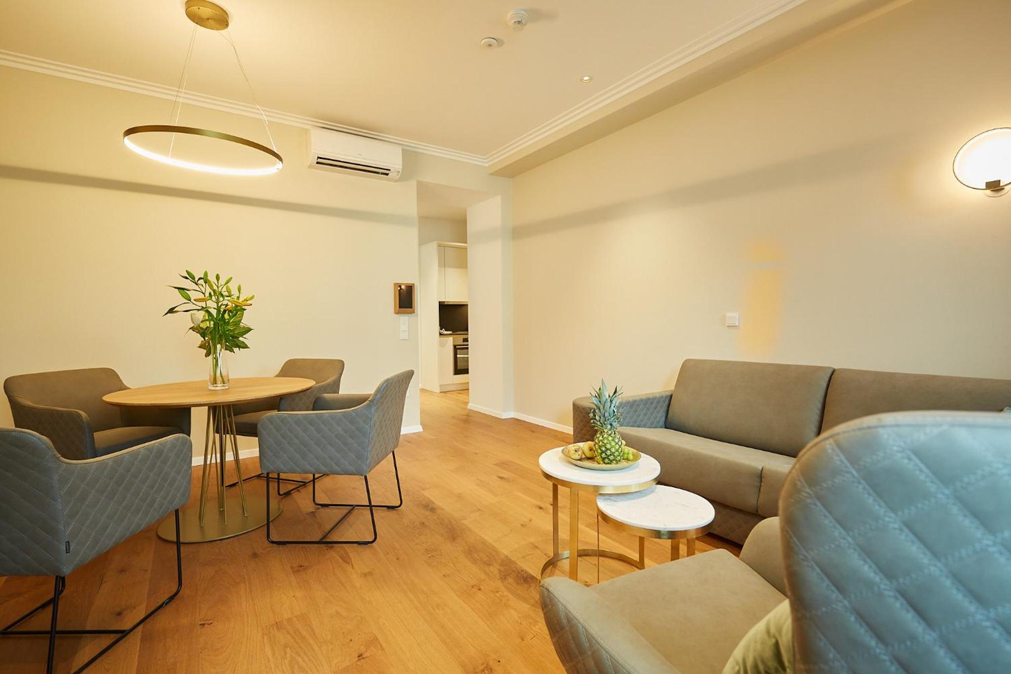 One-Bedroom Apartment with Balcony or Terrace