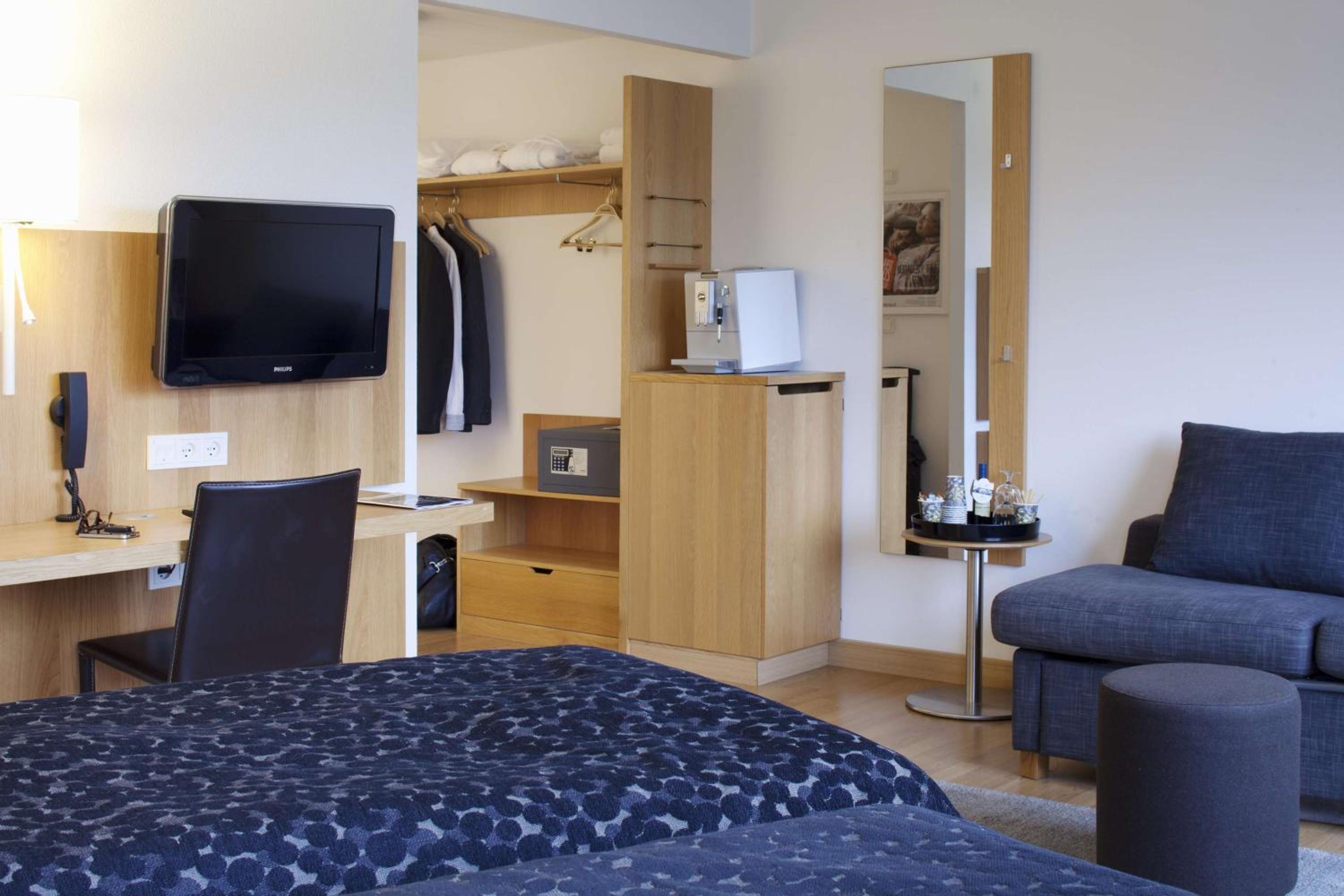 Superior Twin Room - Photo 3