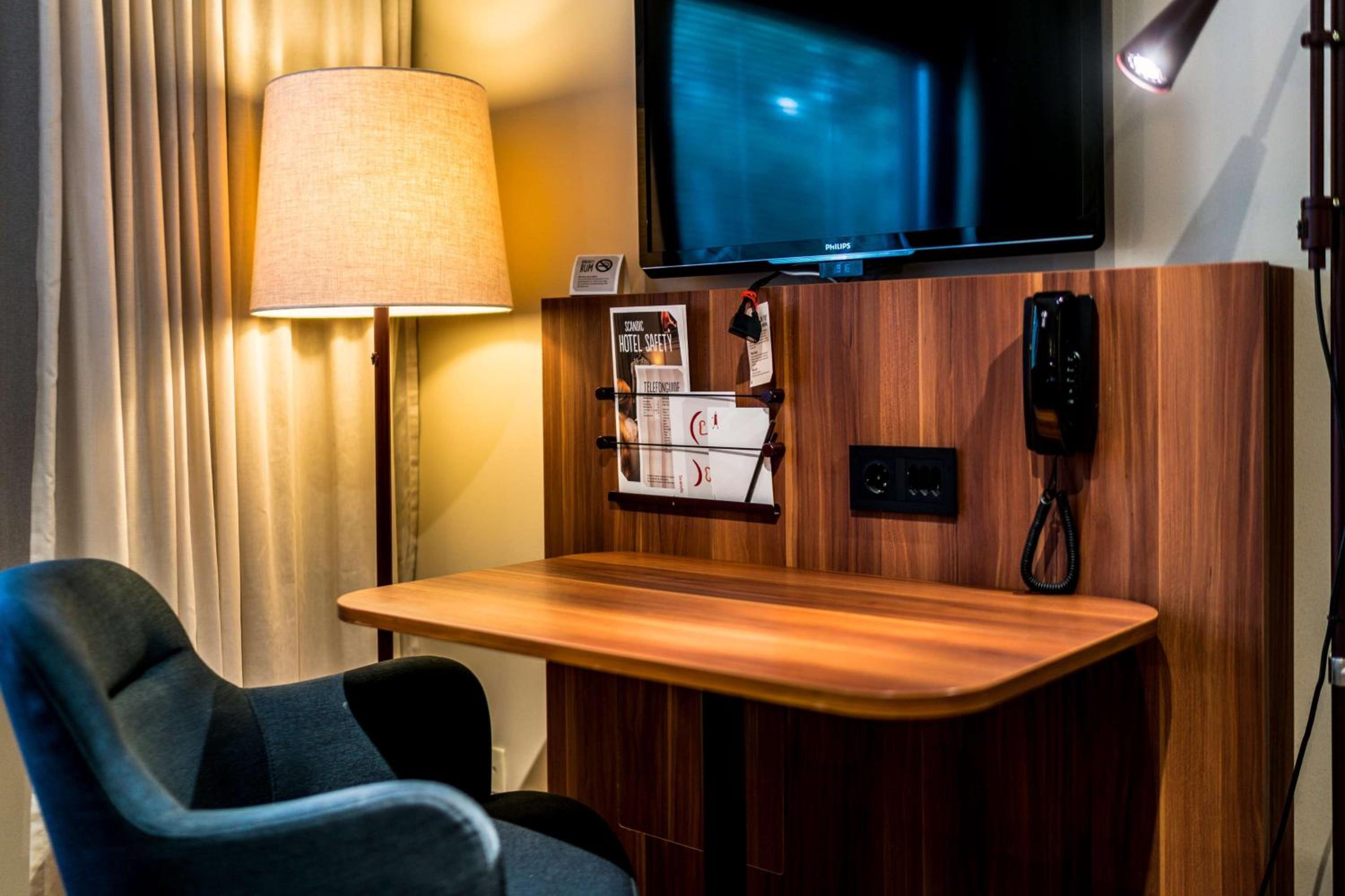 Standard Twin Room - Photo 2