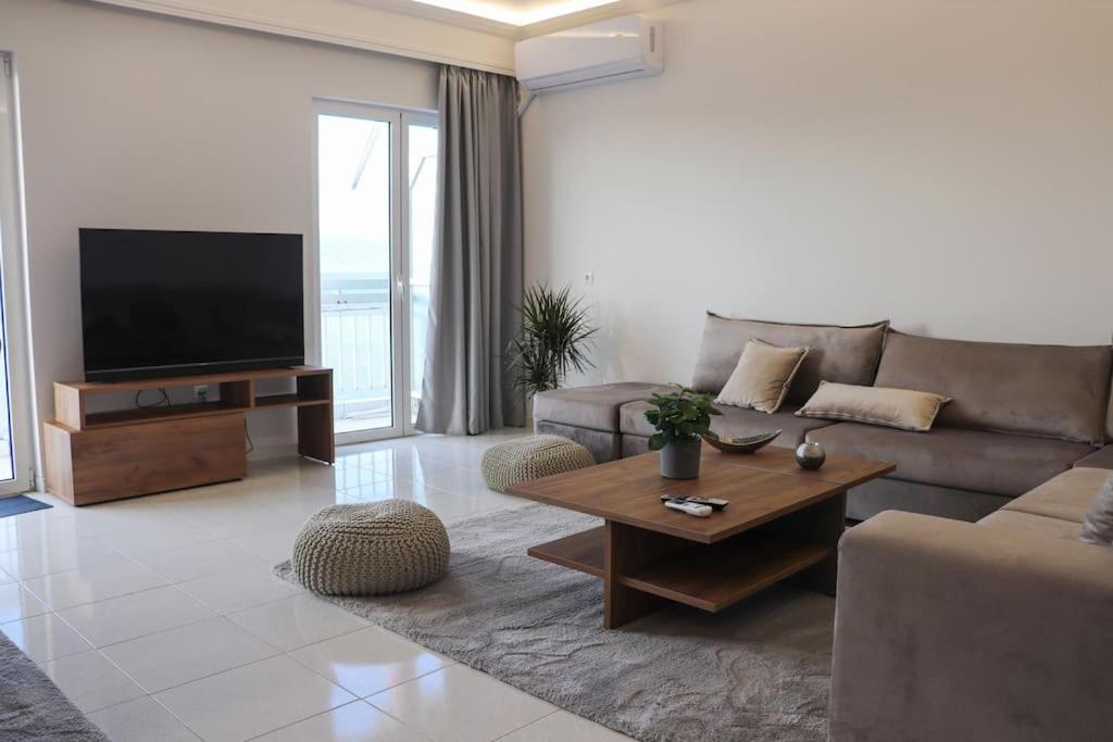 Two-Bedroom Apartment - Photo 1