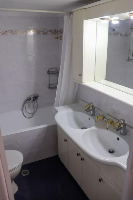 Two-Bedroom Apartment - Photo 27