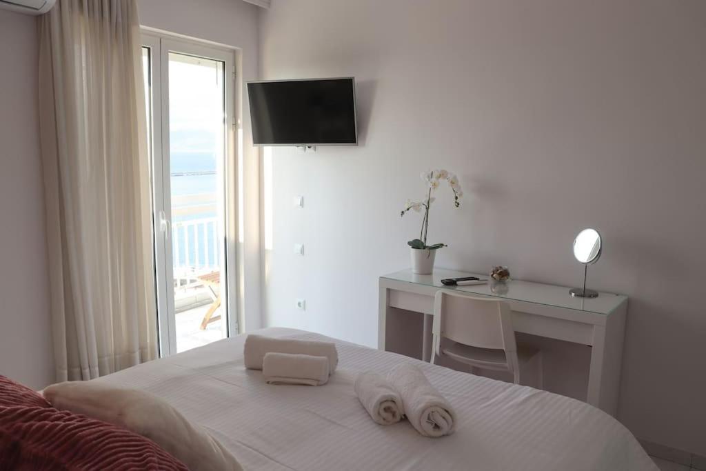 Two-Bedroom Apartment - Photo 7