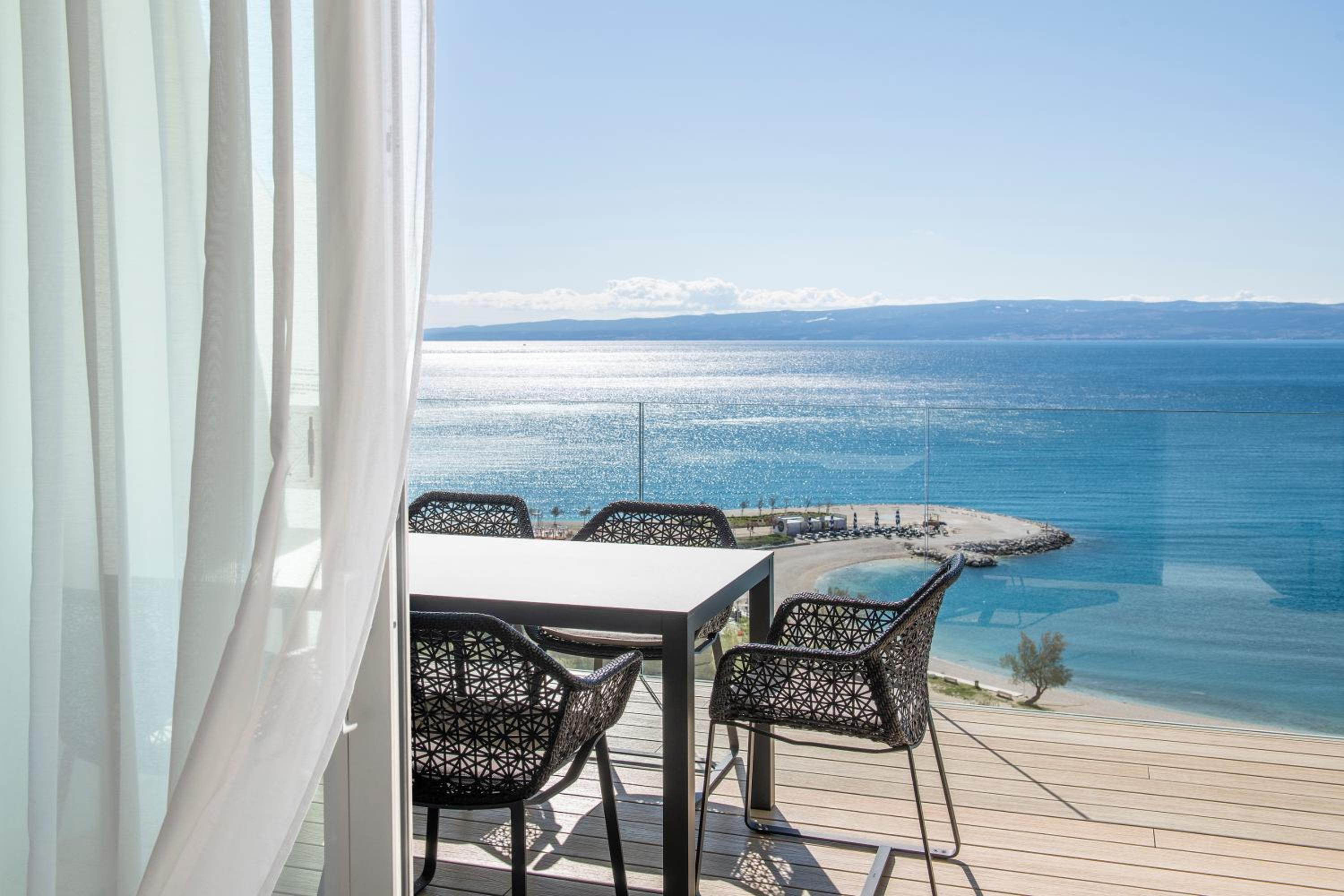 Premium Suite with Sea View and Terrace - Photo 7