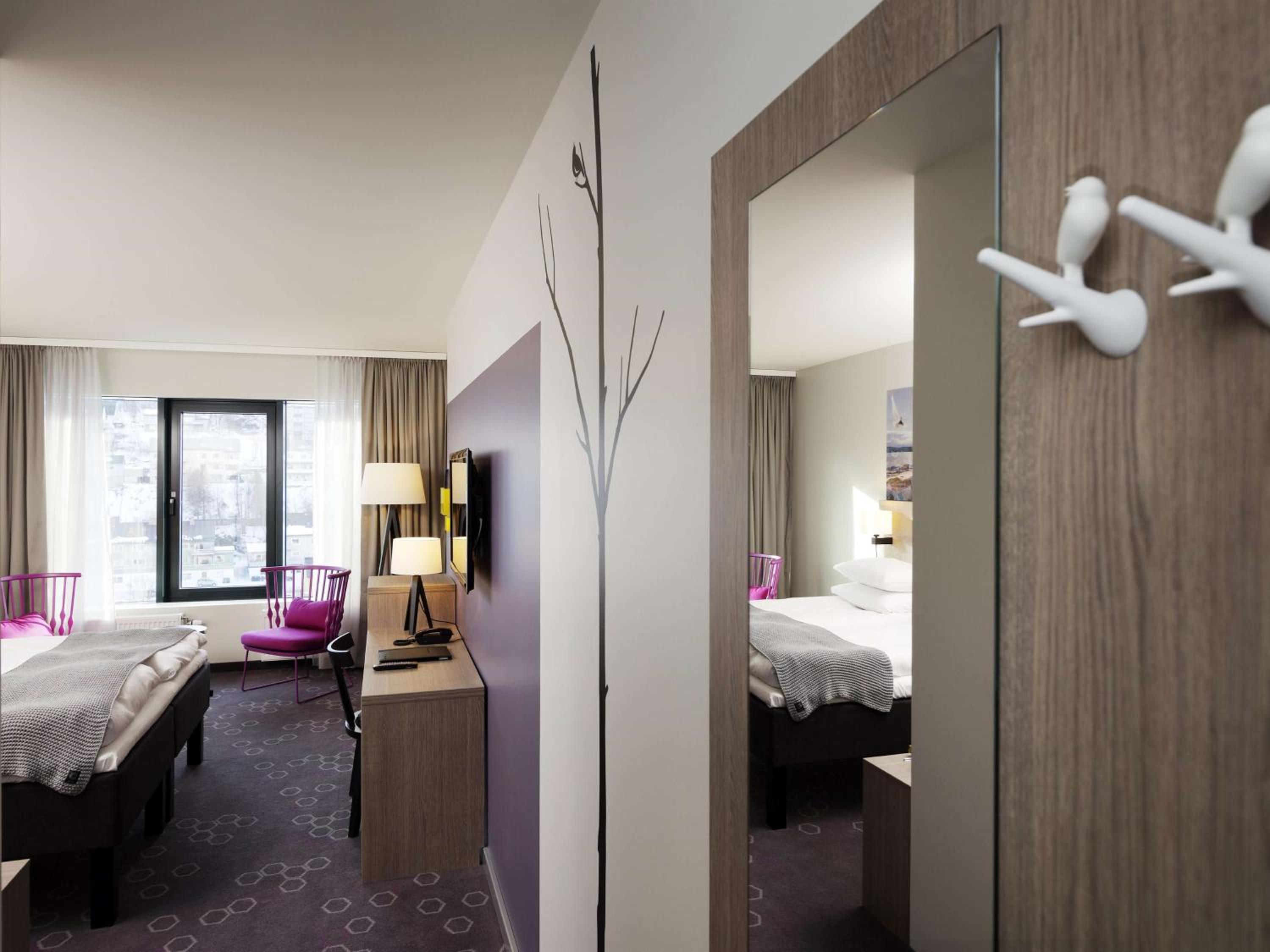 Standard Twin Room - Photo 1