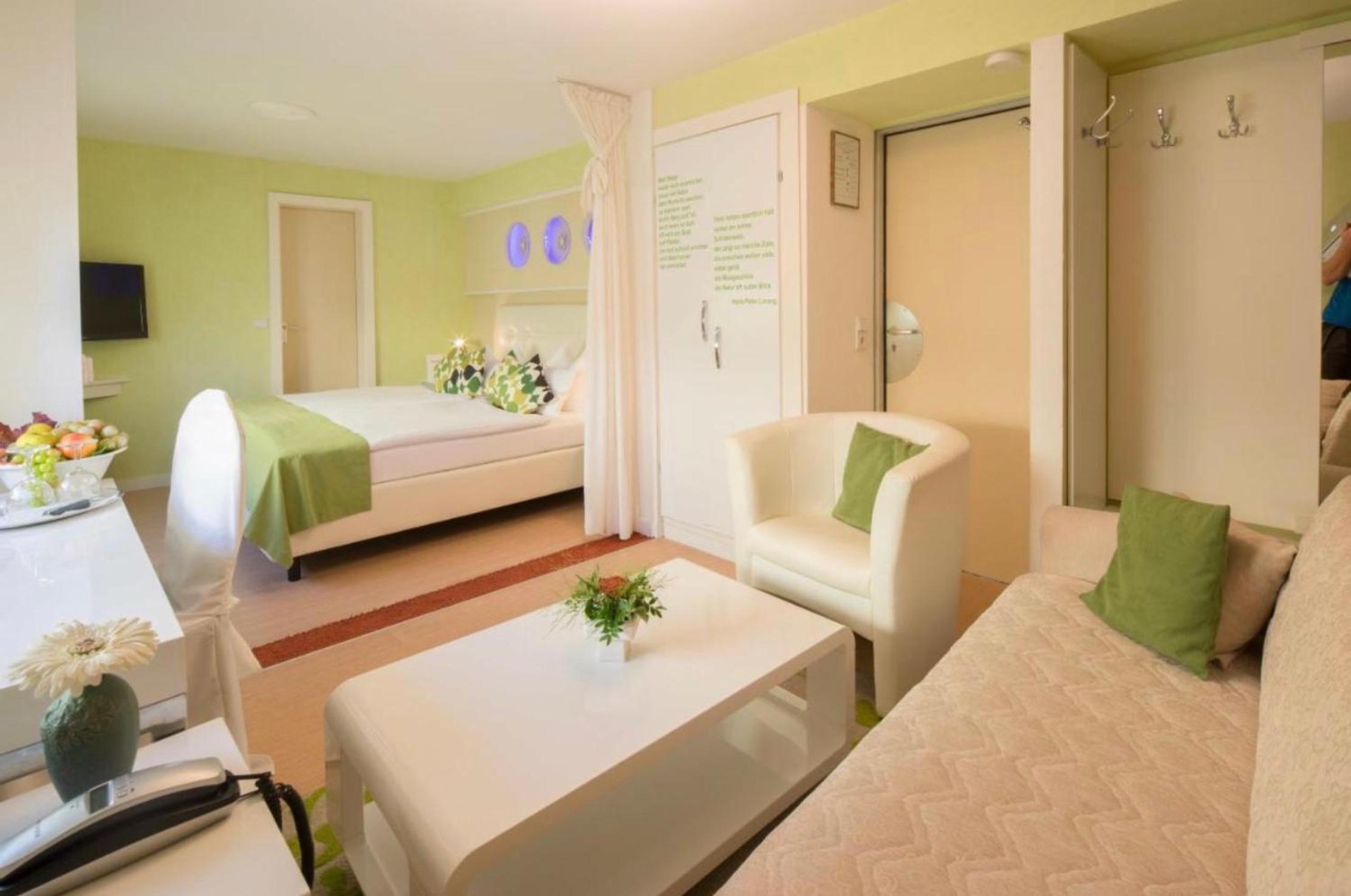 Deluxe Double Room - Photo 3