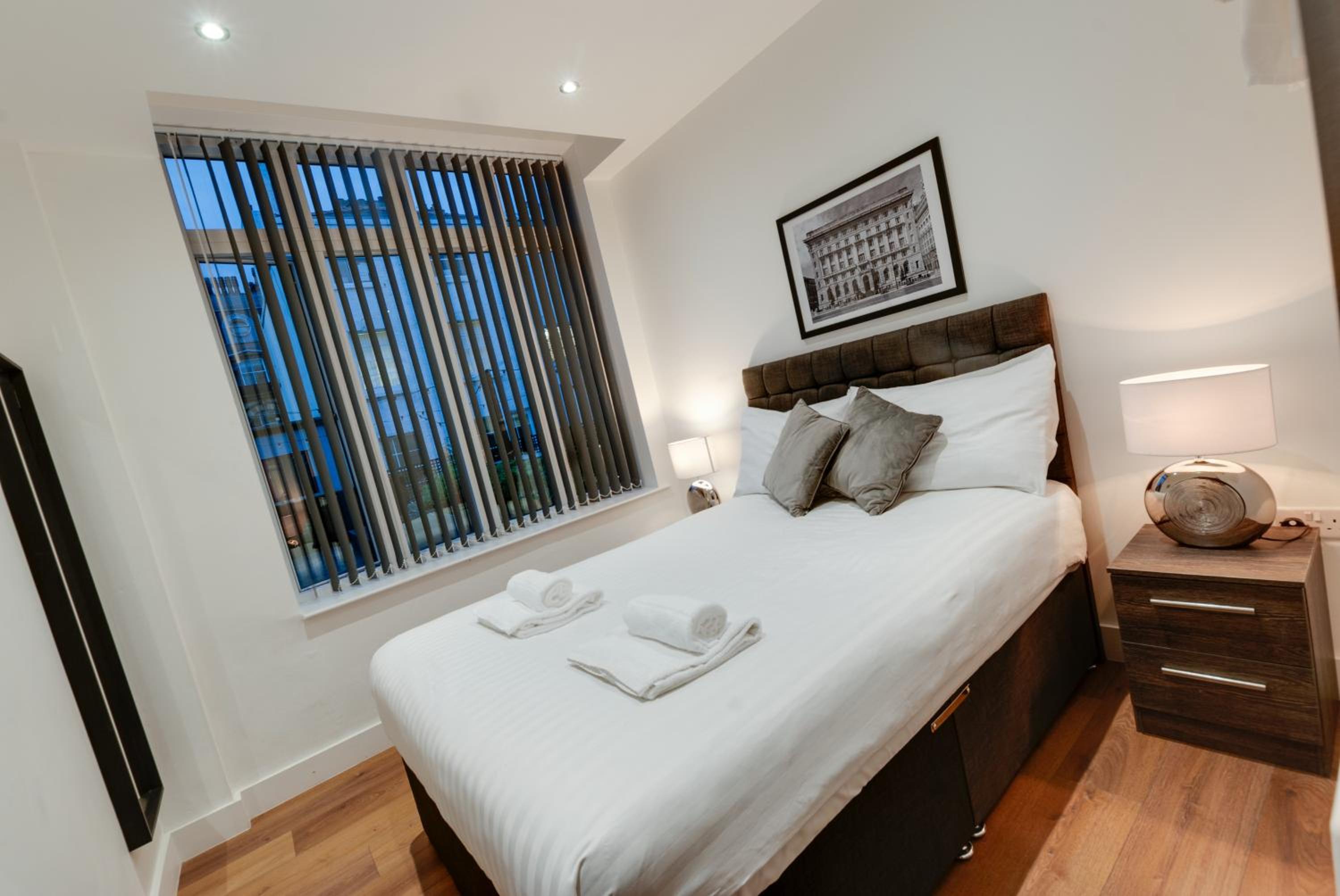 Two-Bedroom Apartment - Photo 2