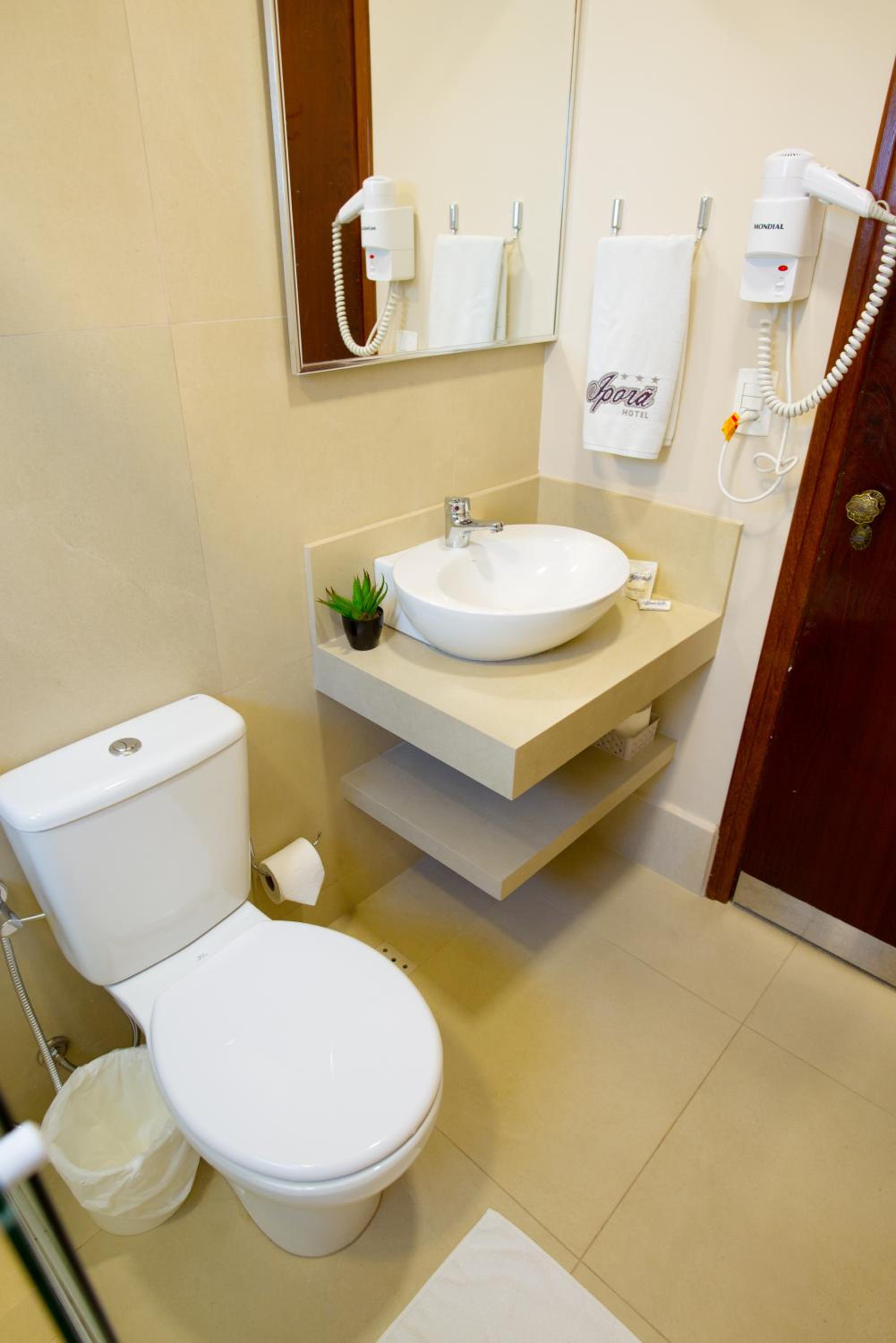 Suite with Spa Bath photo 3