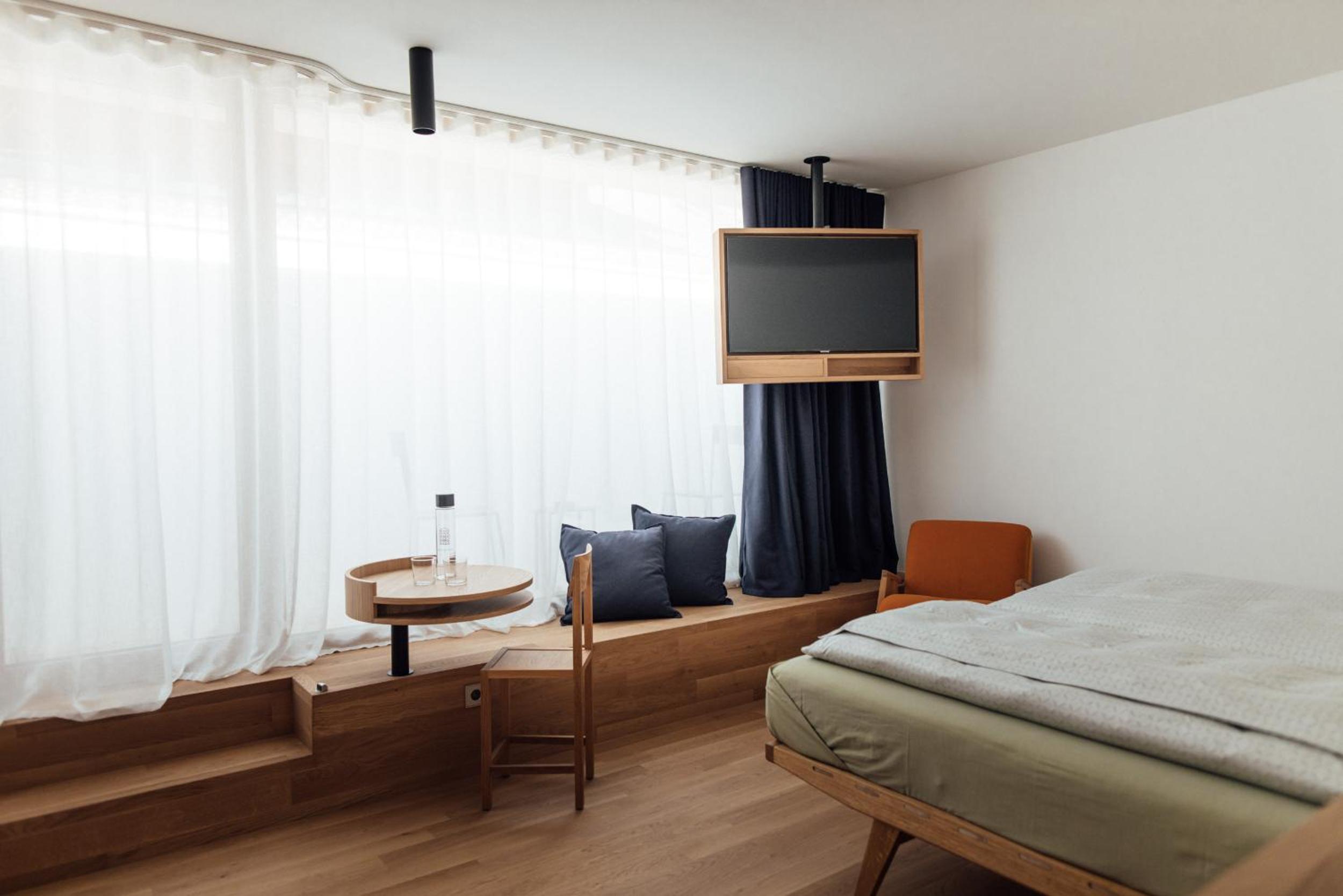 Deluxe Room - Photo 1
