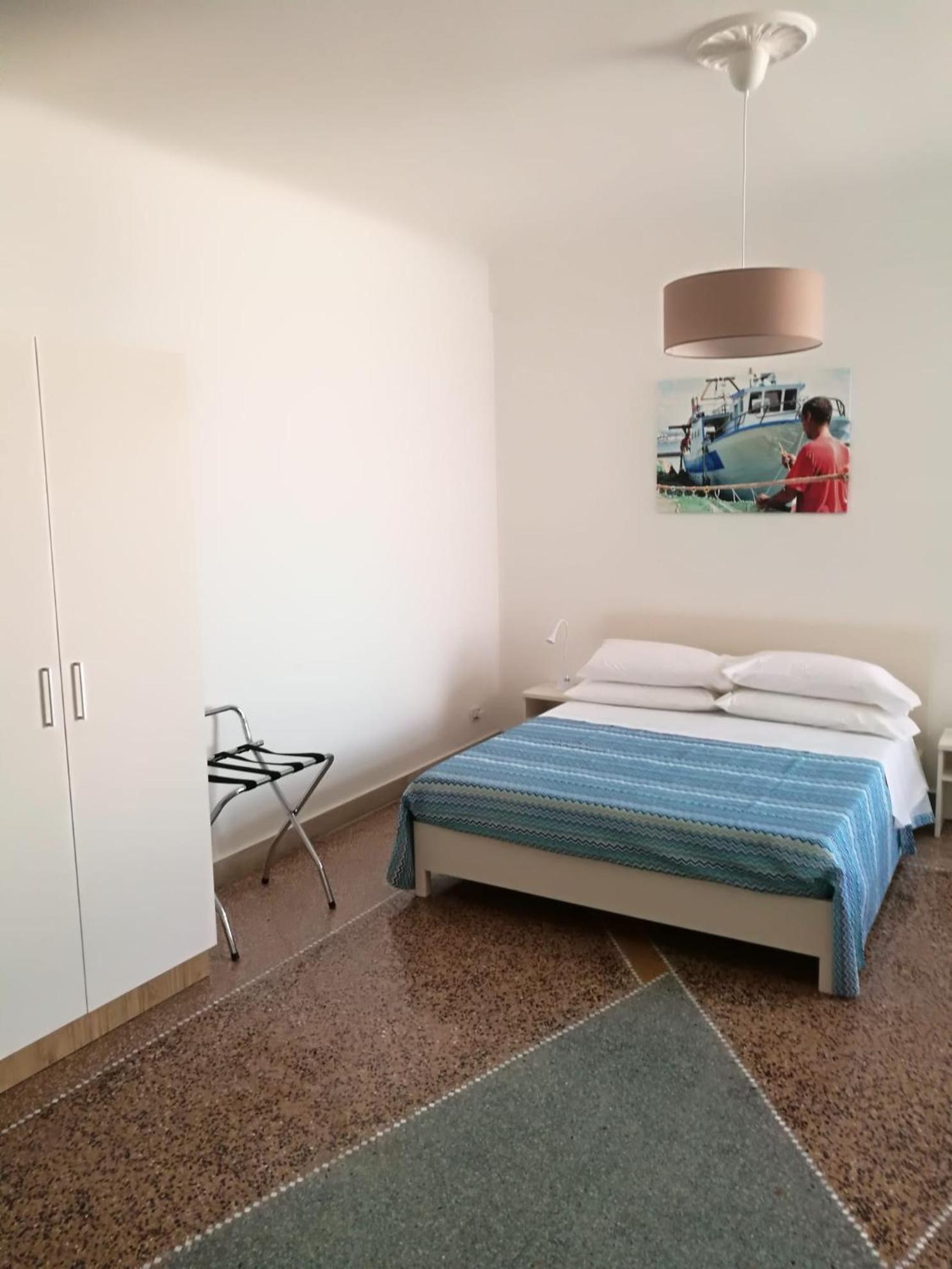 Quadruple Room with Shared Bathroom