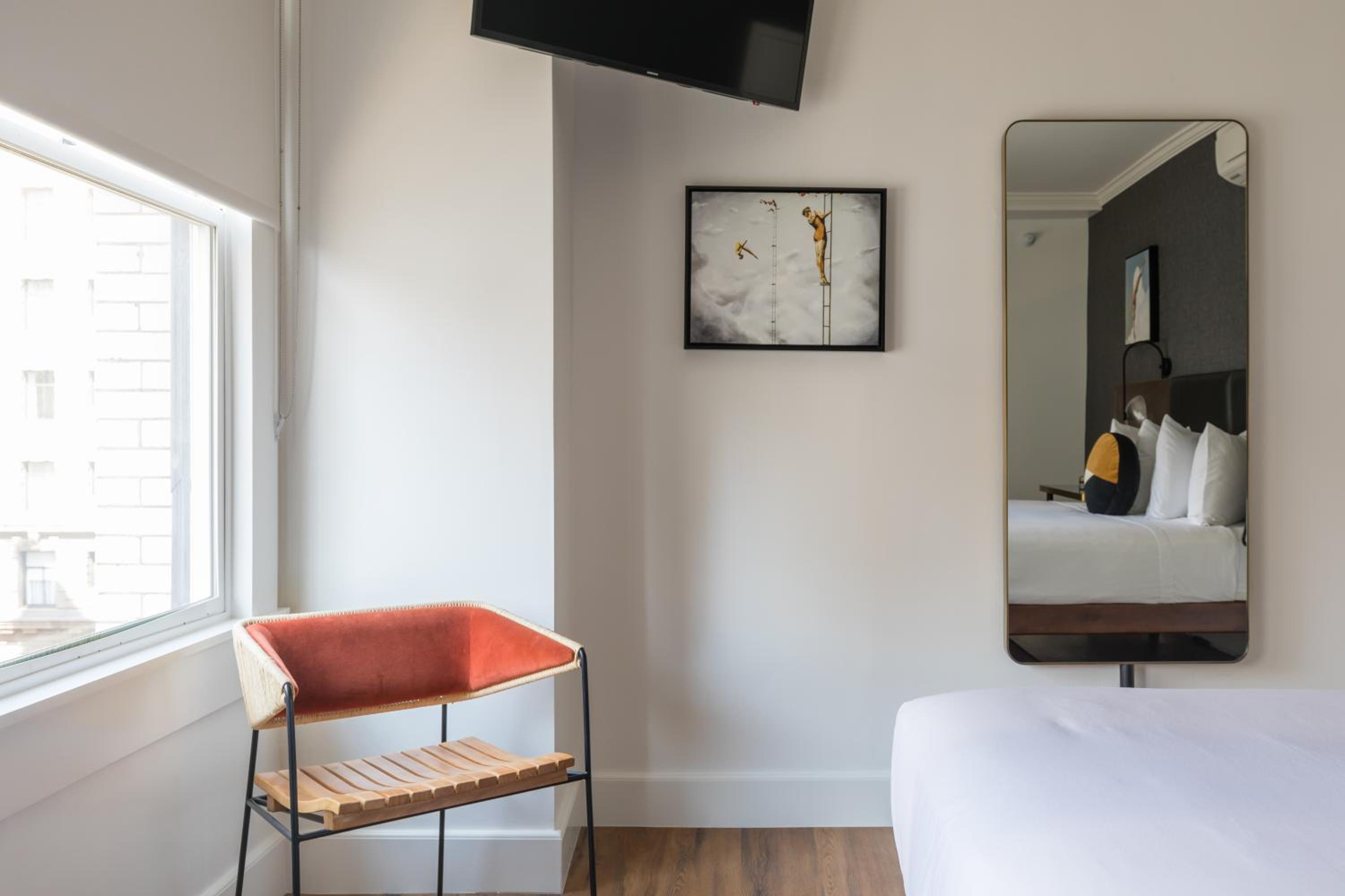 Deluxe Room with a Queen Bed - Photo 1